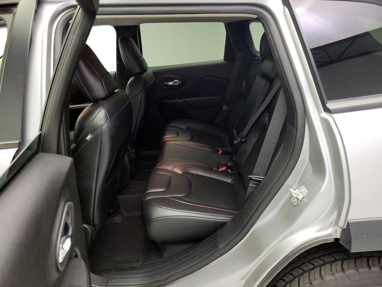 2020 Jeep Cherokee Trailhawk - Photo 20