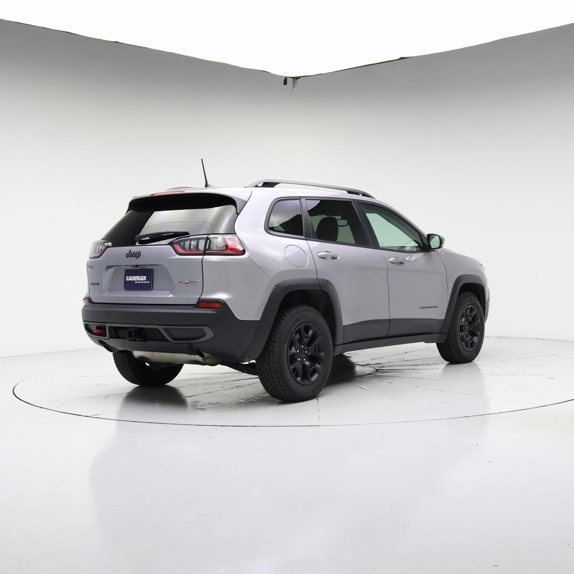 Thumbnail: 2020 Jeep Cherokee - 8