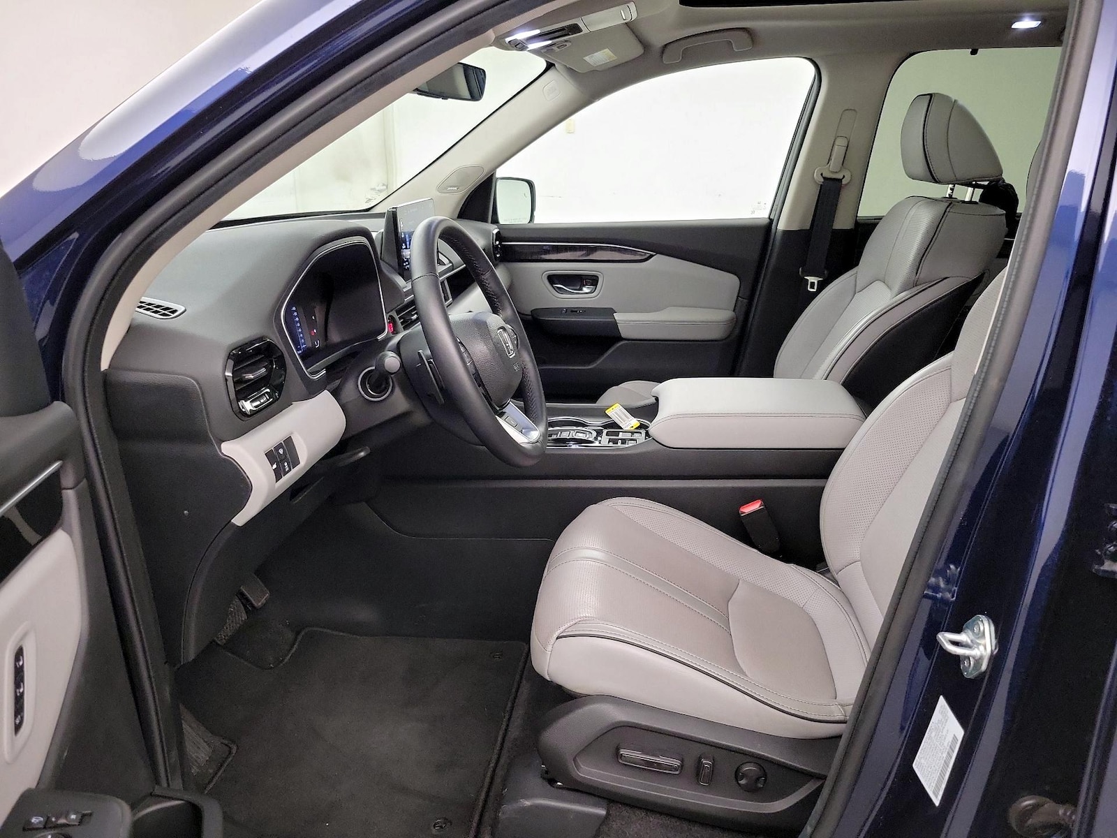 2024 Honda Pilot Elite - Photo 12