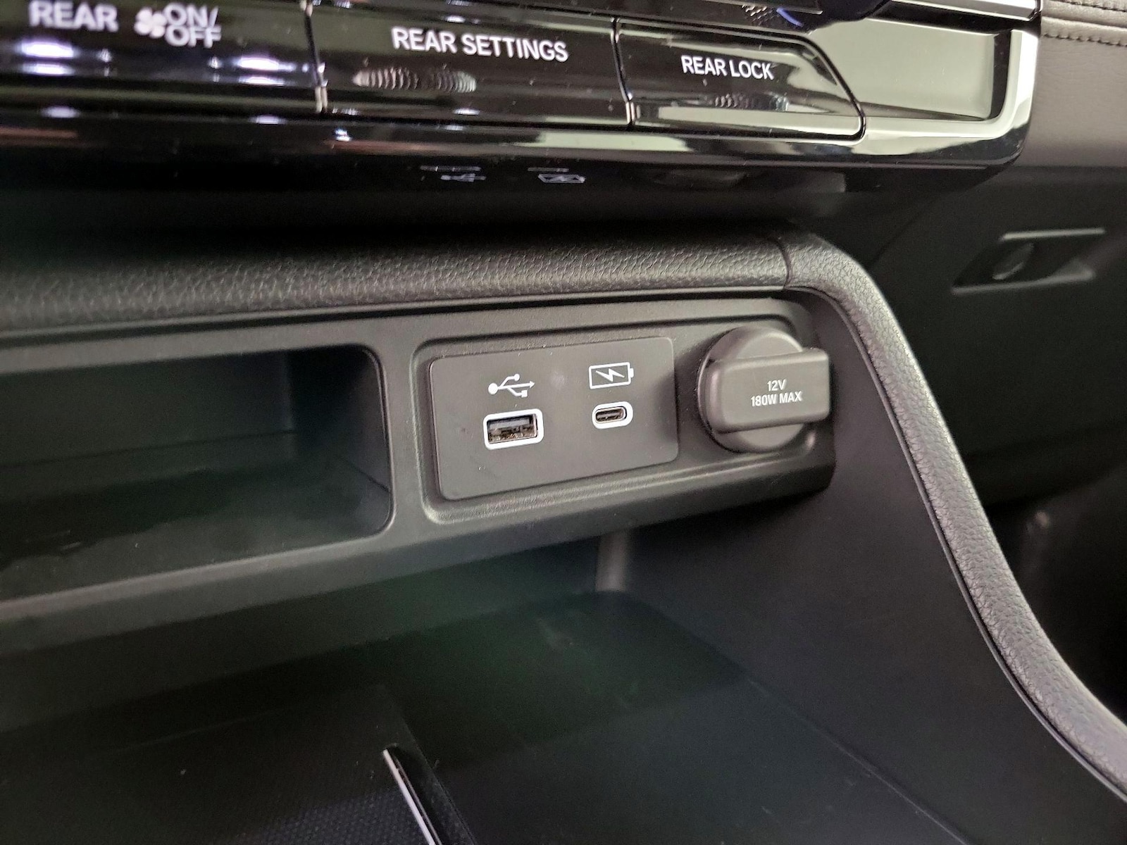 2024 Honda Pilot Elite - Photo 20