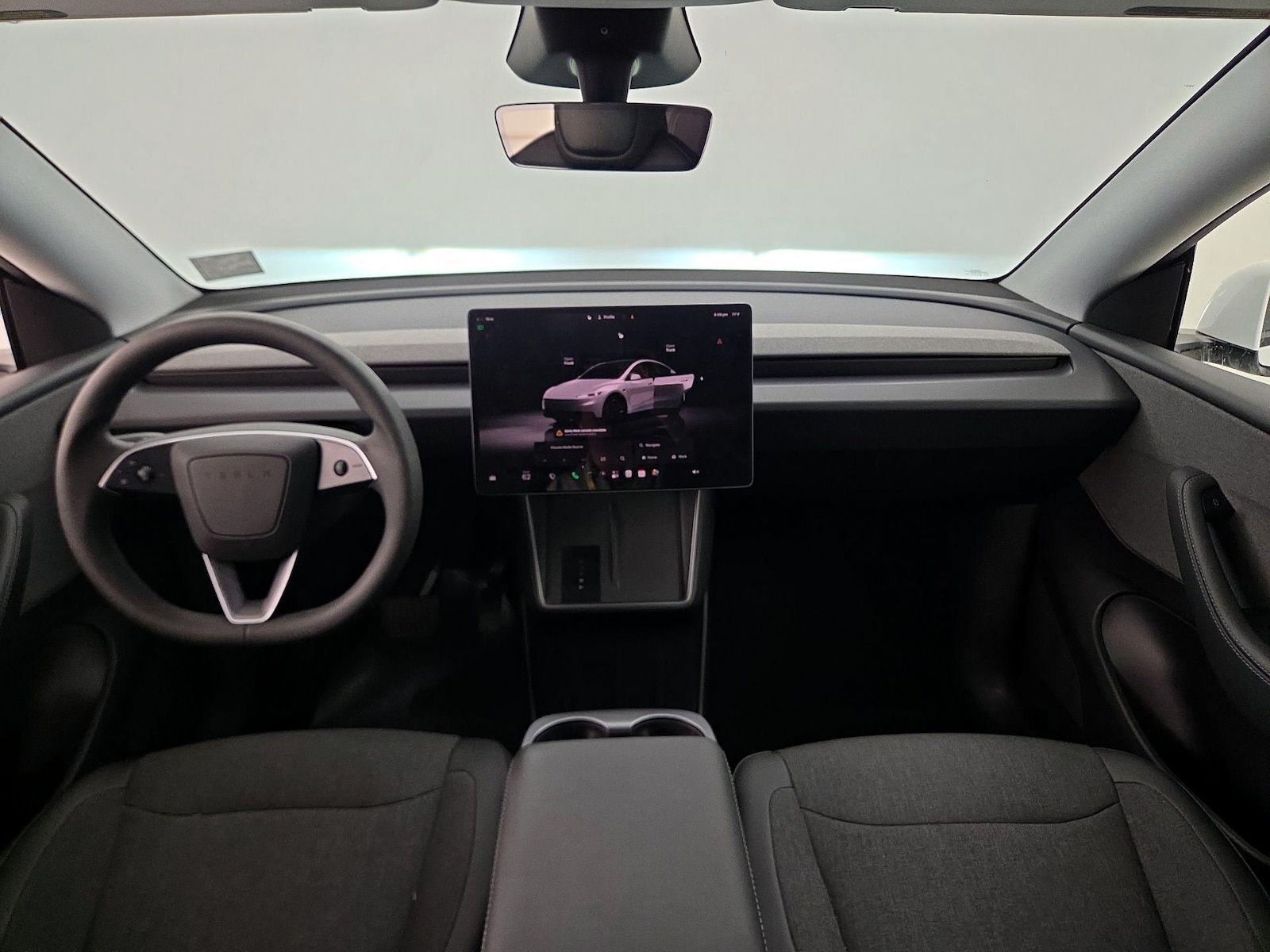 2026 Tesla Model Y Long Range - Photo 10