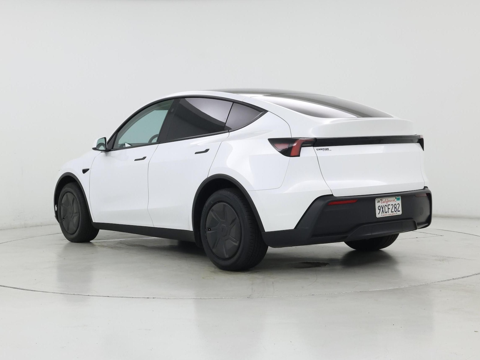 2026 Tesla Model Y Long Range - Photo 3