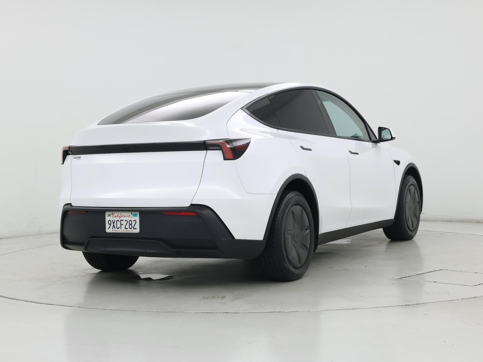2026 Tesla Model Y Long Range - Photo 9