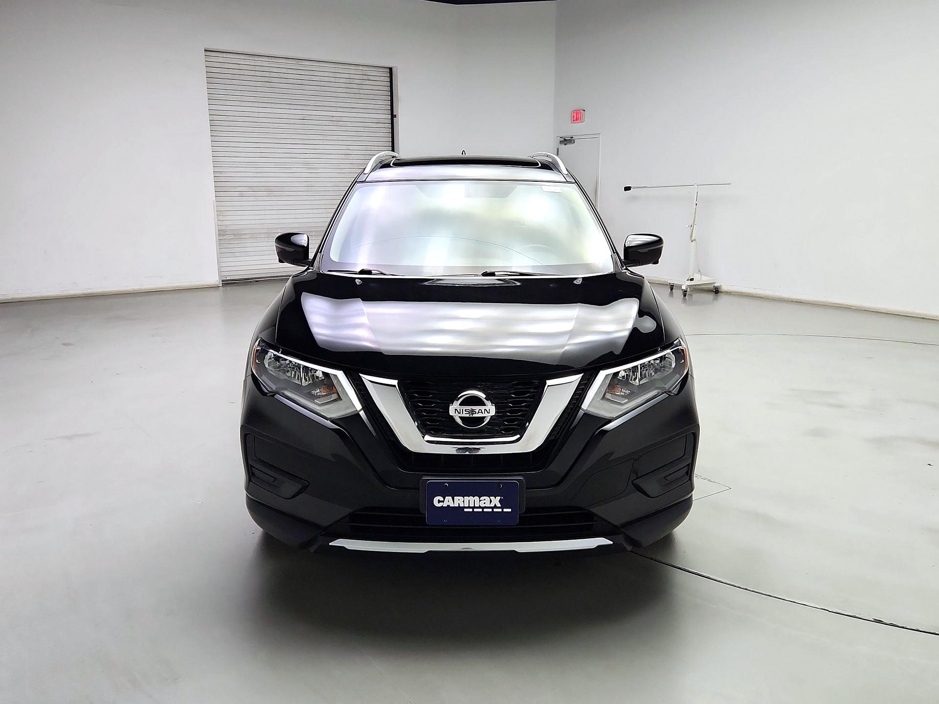 Thumbnail: 2017 Nissan Rogue - 2