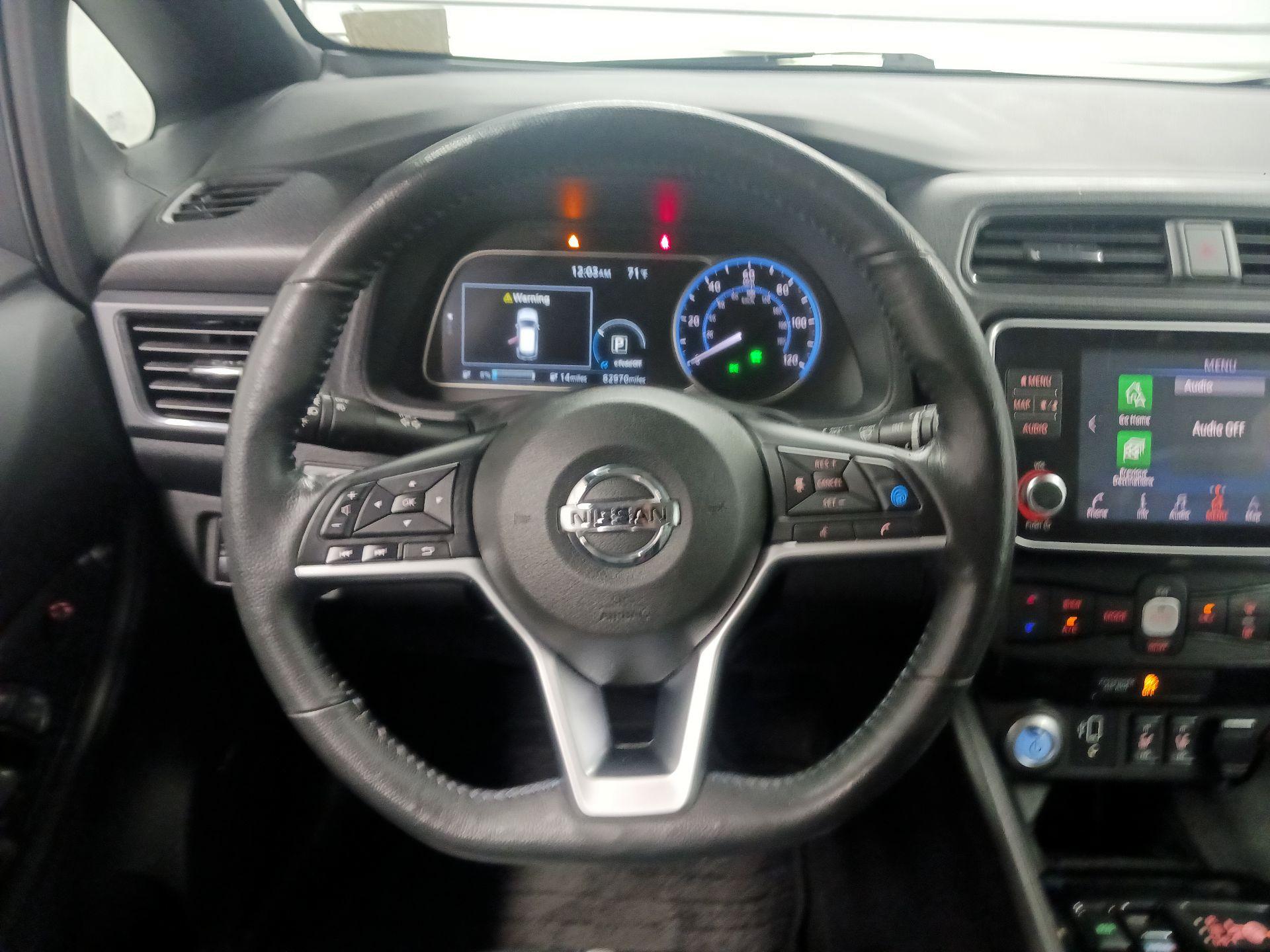 Thumbnail: 2019 Nissan Leaf - 10