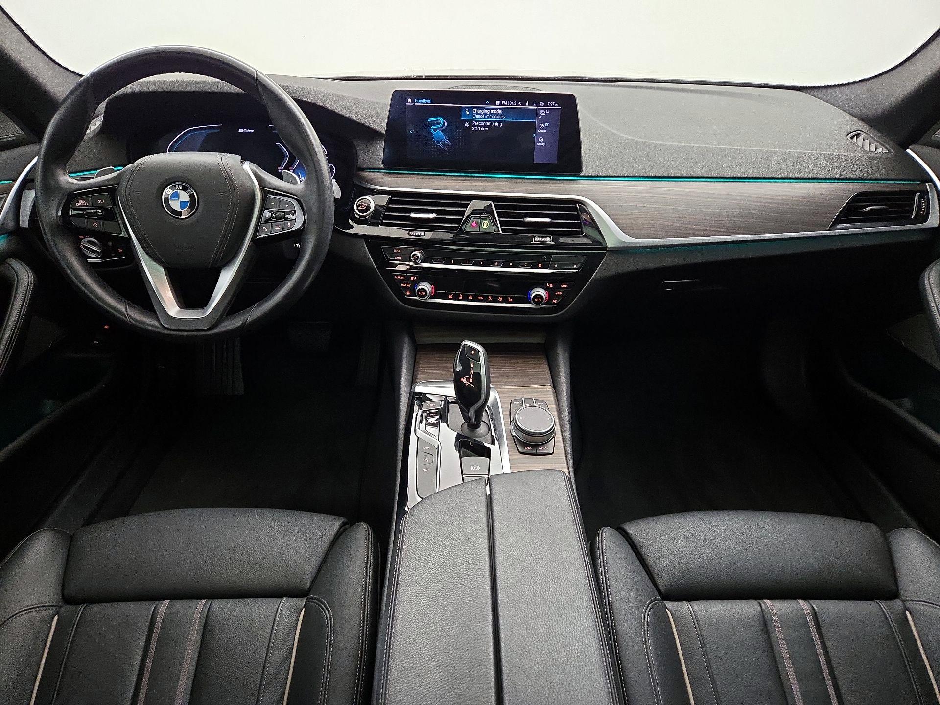 Thumbnail: 2020 BMW 5 Series - 9