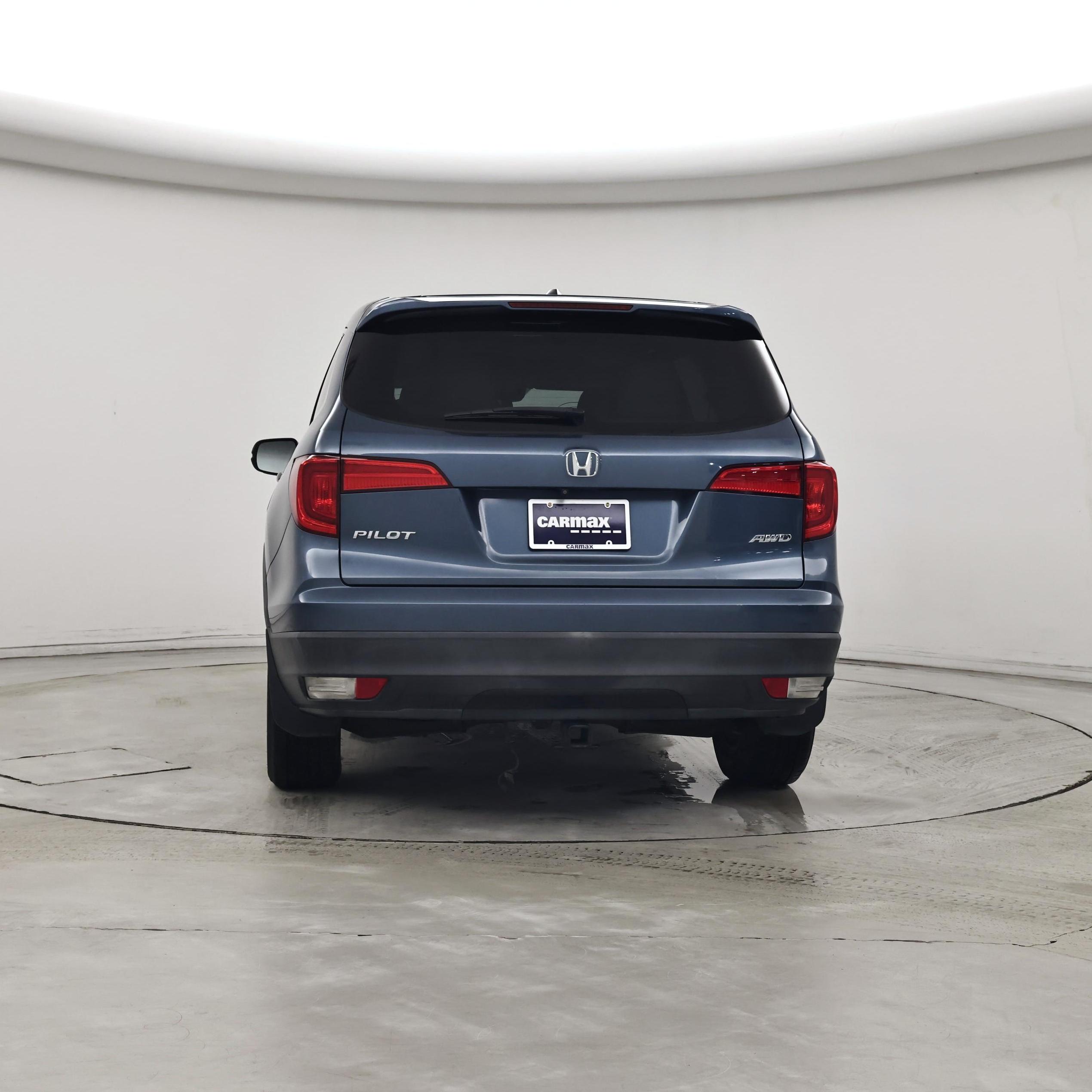 Thumbnail: 2017 Honda Pilot - 6