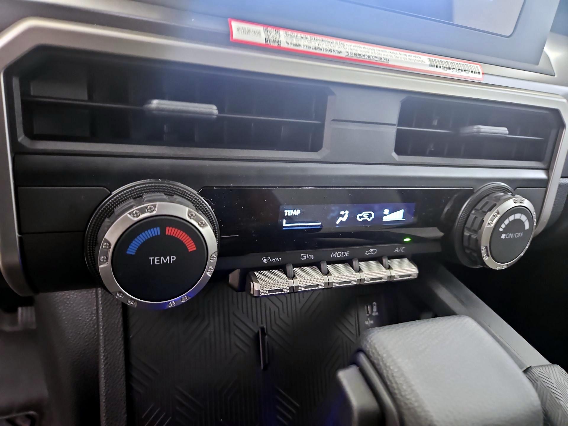 Thumbnail: 2025 Toyota 4Runner - 16