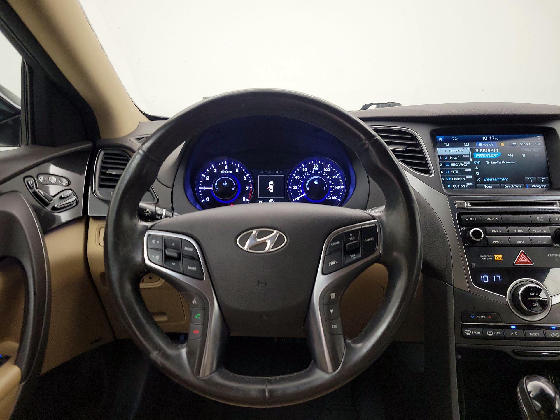 Thumbnail: 2015 Hyundai Azera - 10