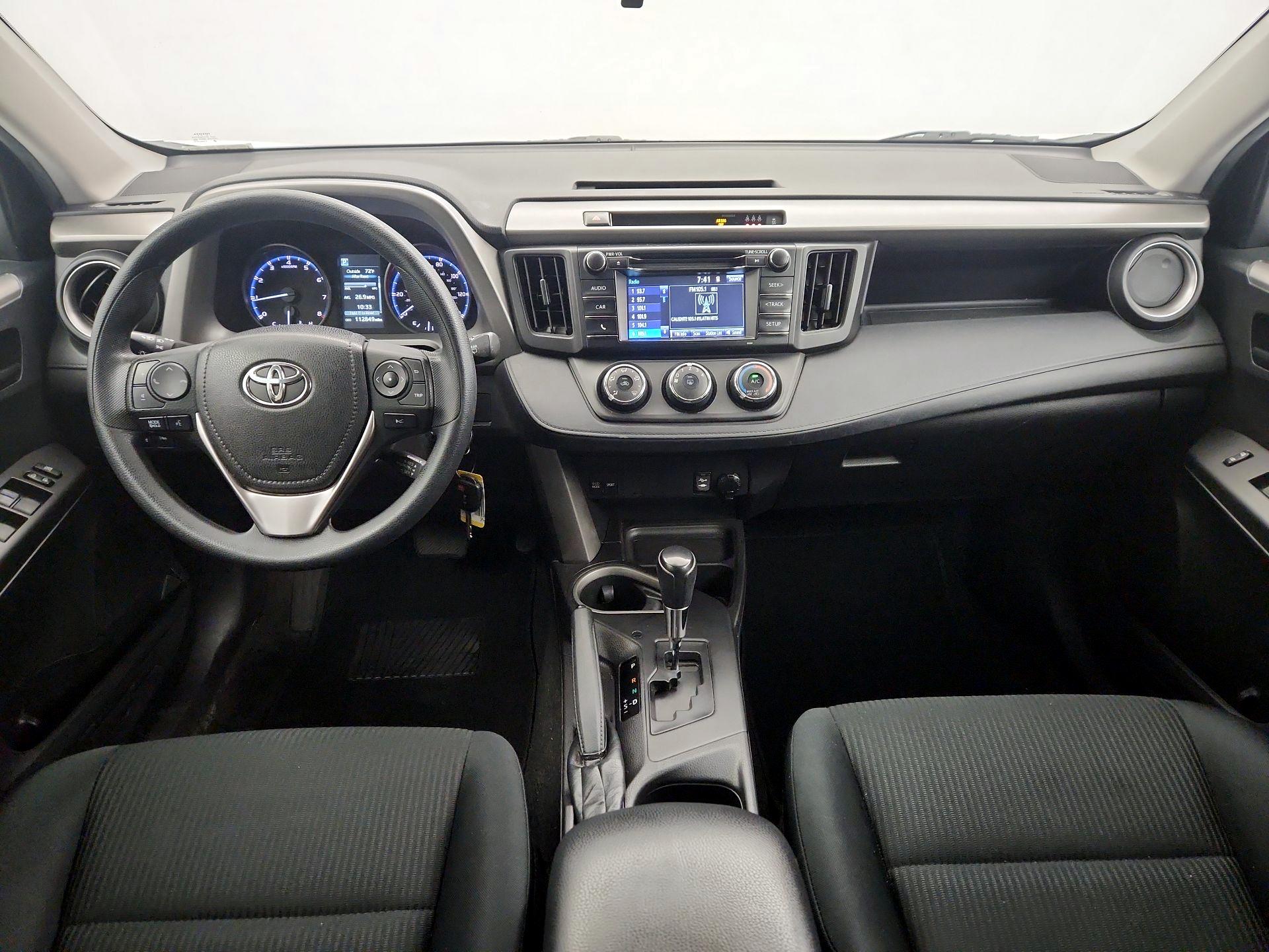 Thumbnail: 2017 Toyota RAV4 - 9