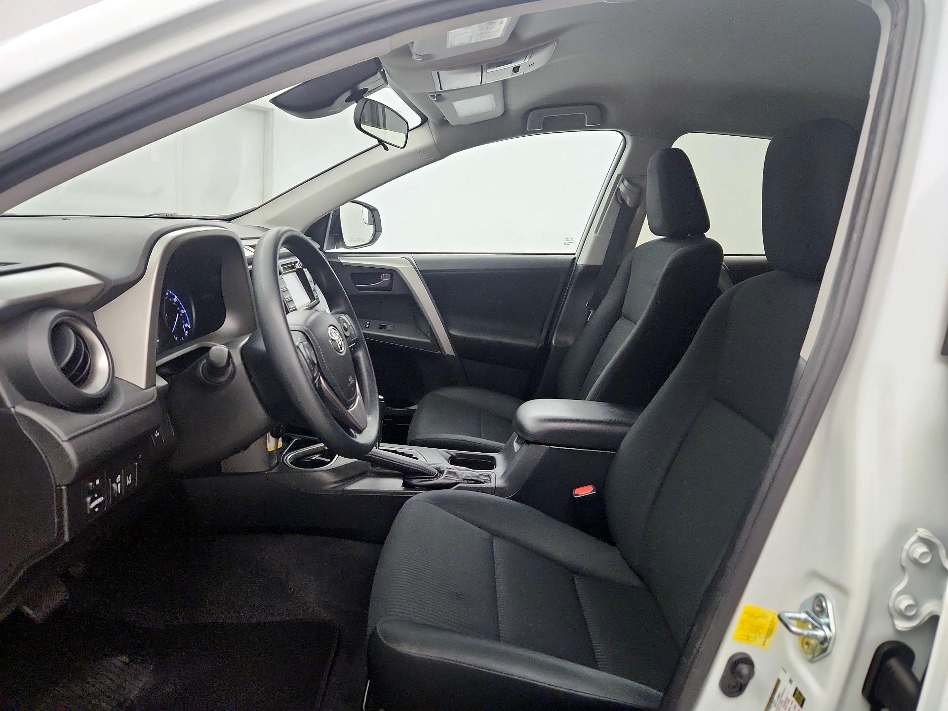 Thumbnail: 2017 Toyota RAV4 - 11