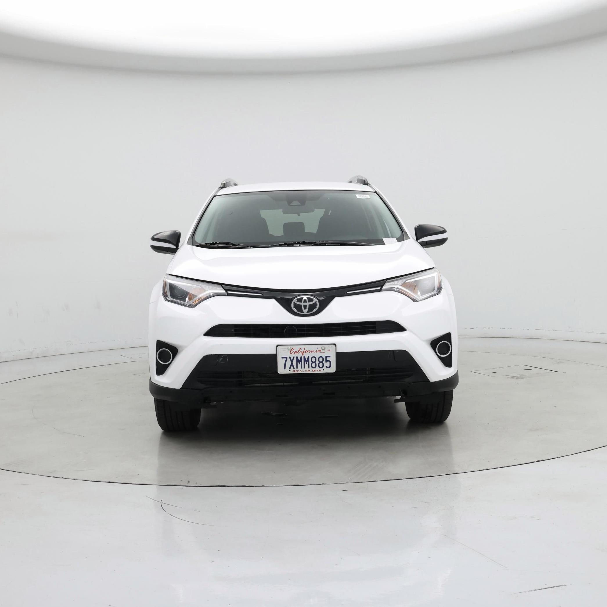 Thumbnail: 2017 Toyota RAV4 - 5