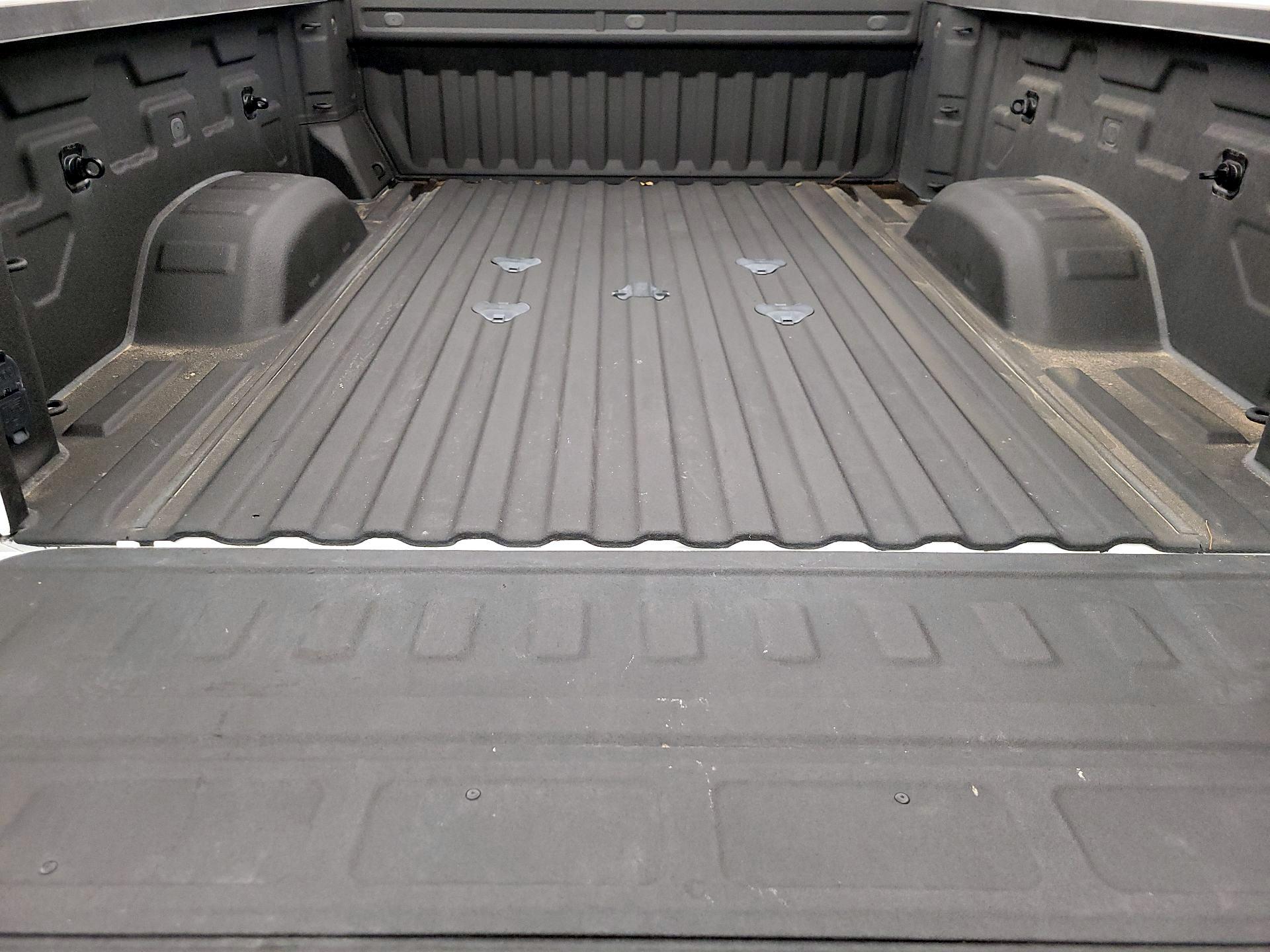 Thumbnail: 2023 GMC Sierra 3500 - 20