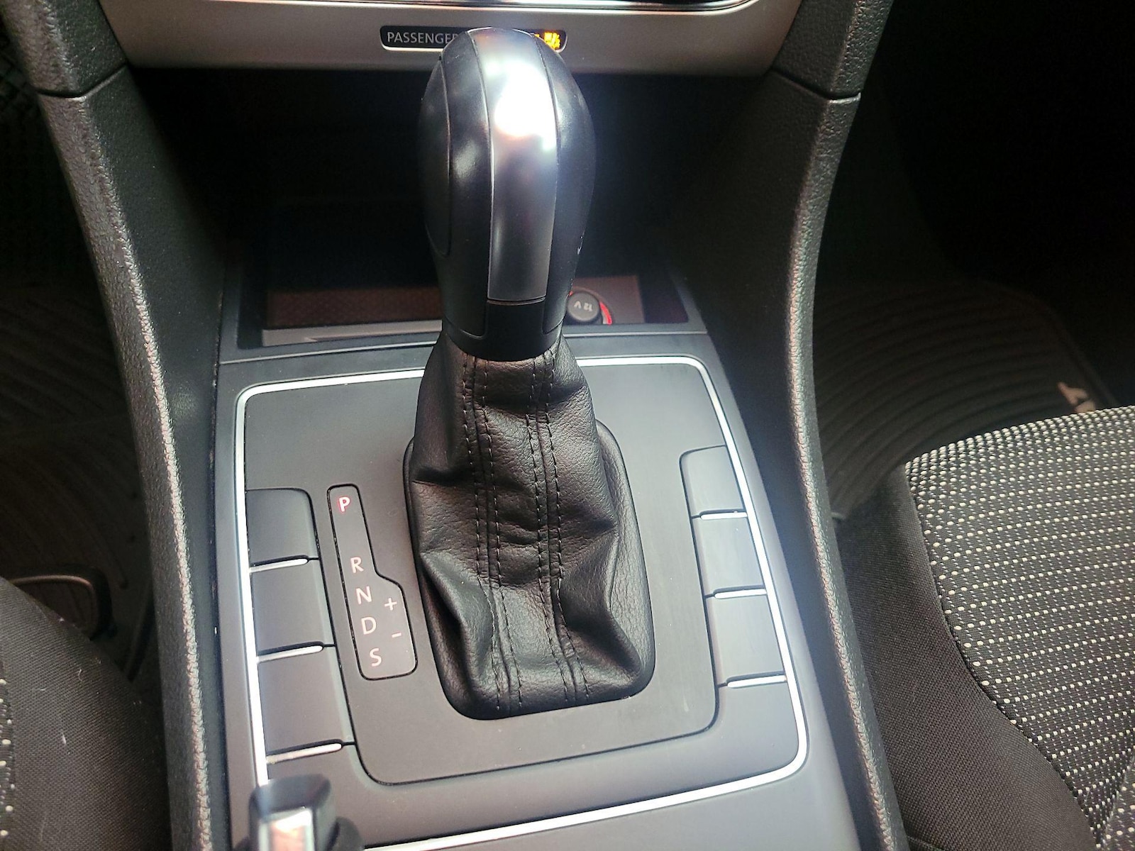 2017 Volkswagen Passat S - Photo 18