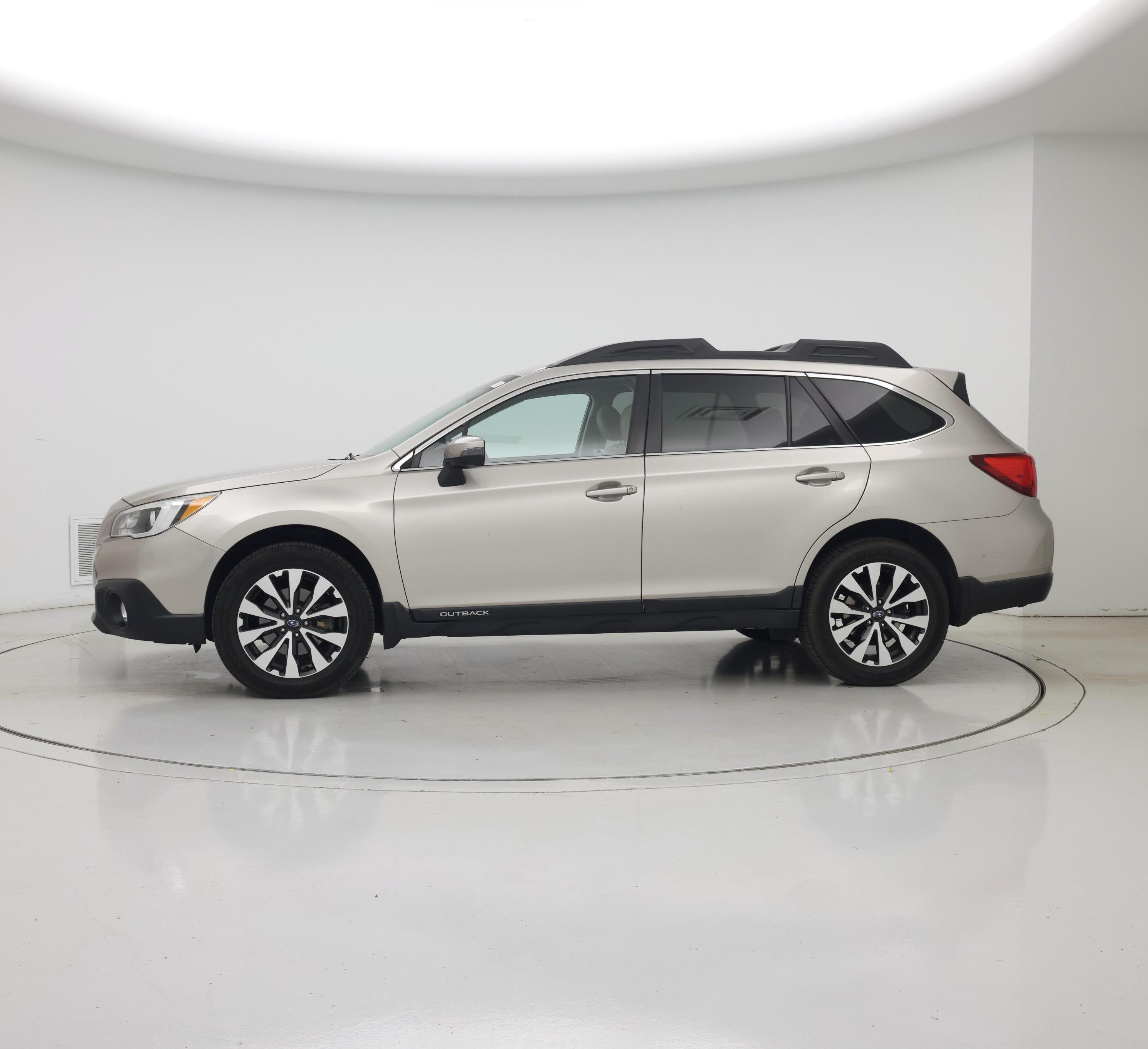 Thumbnail: 2015 Subaru Outback - 3