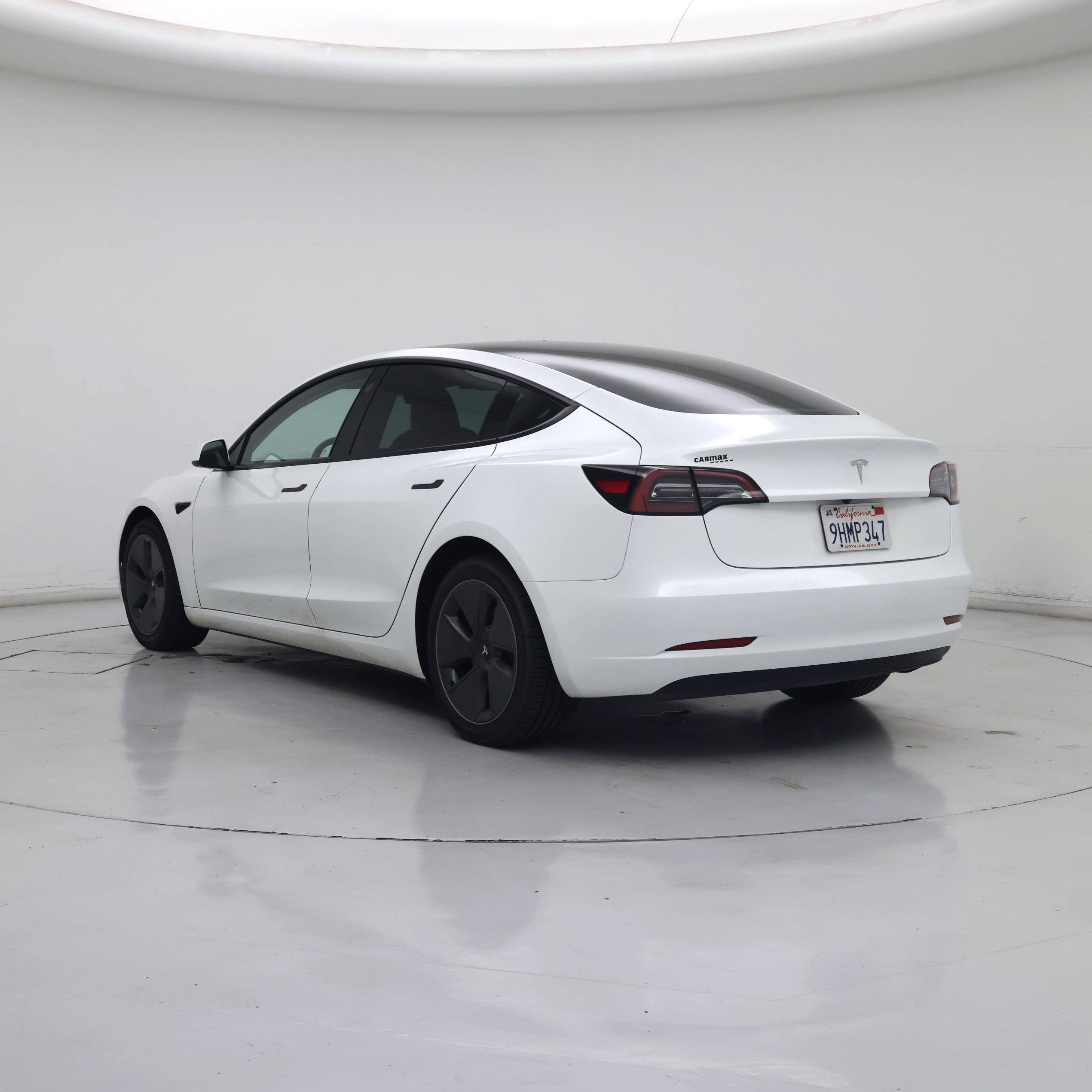 Thumbnail: 2023 Tesla Model 3 - 2