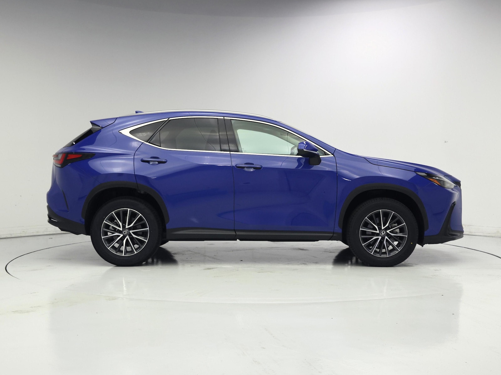 2024 Lexus NX 350 - Photo 8