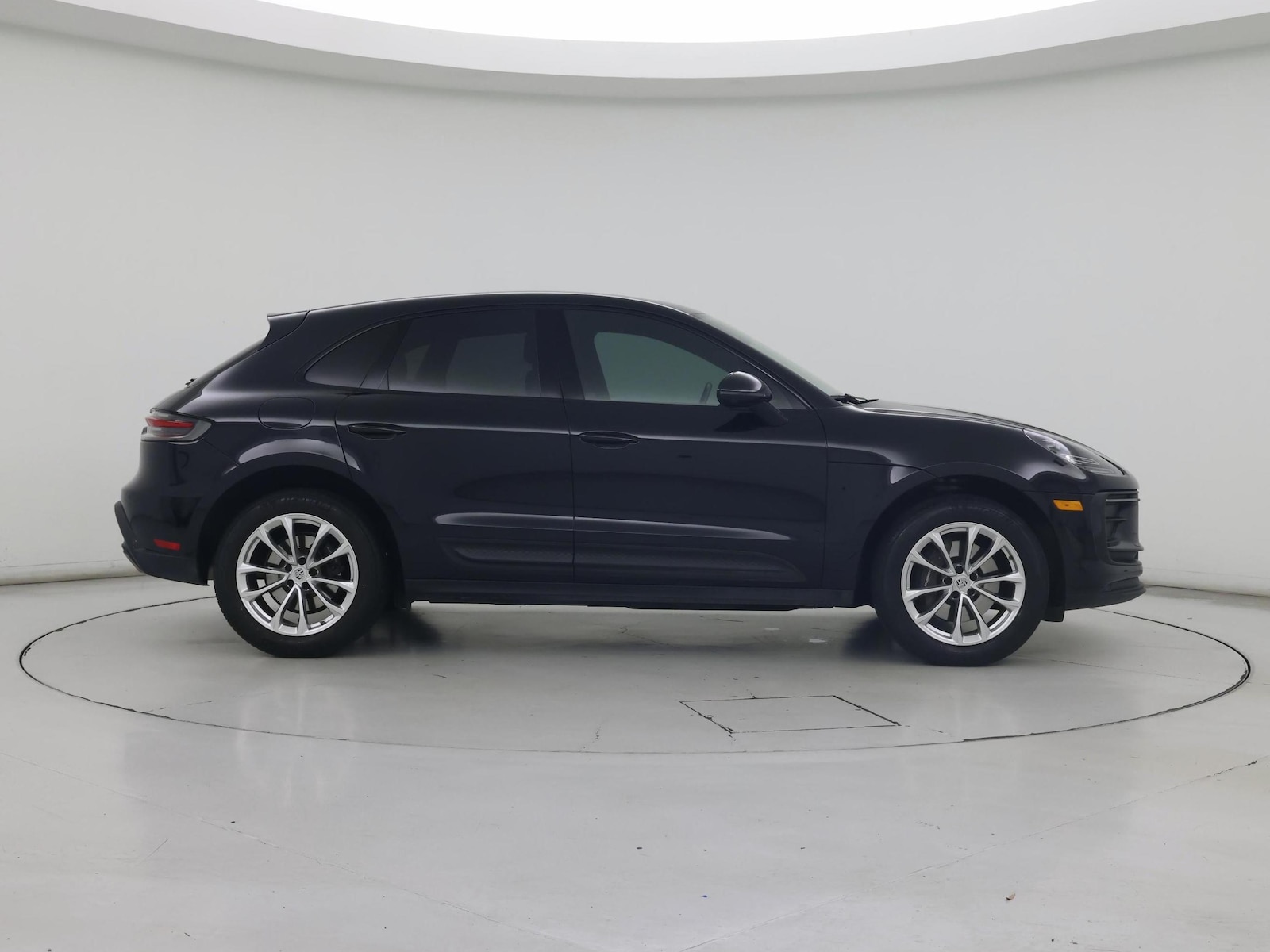 2022 Porsche Macan Base - Photo 8