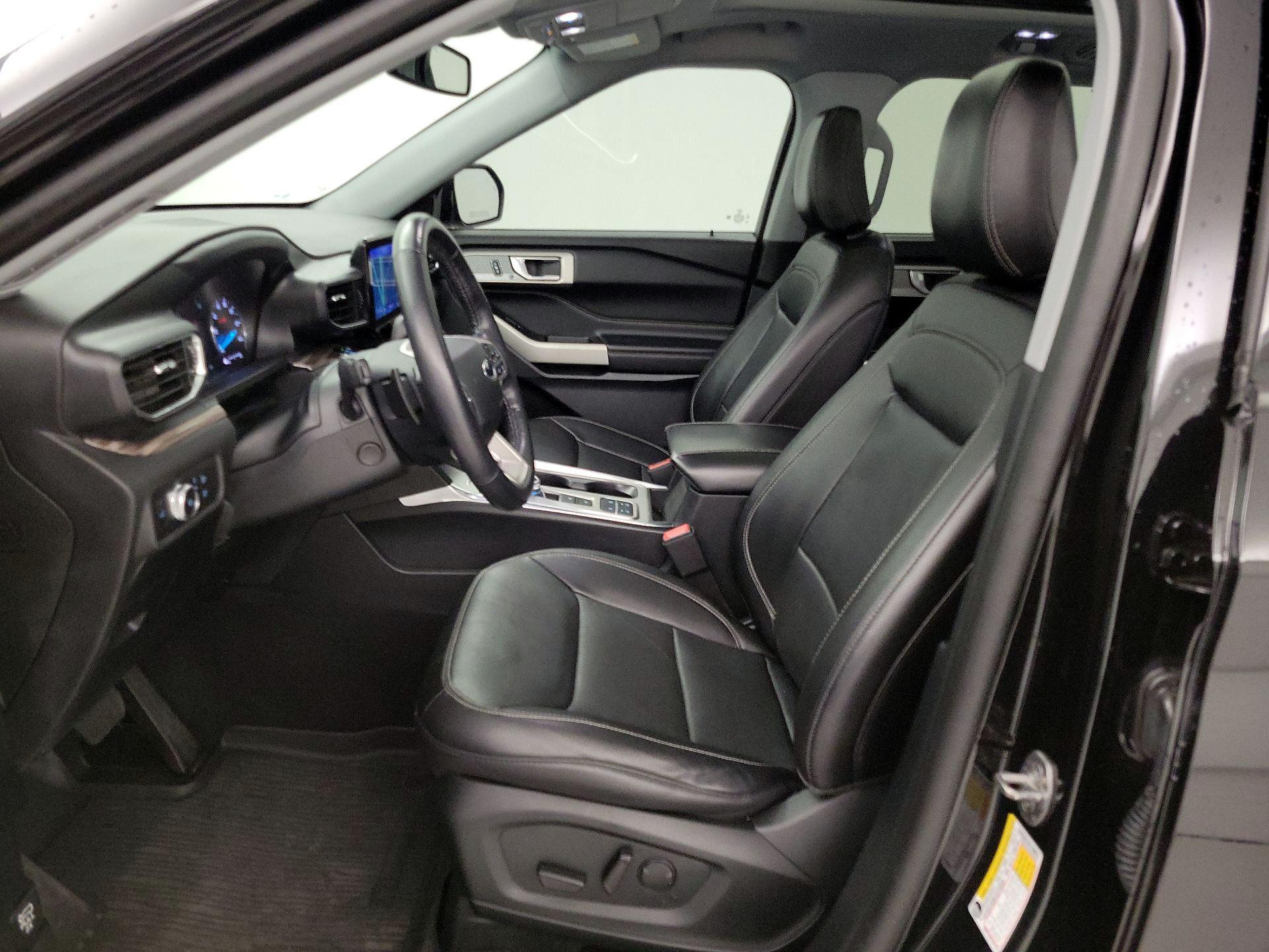 Thumbnail: 2021 Ford Explorer - 11