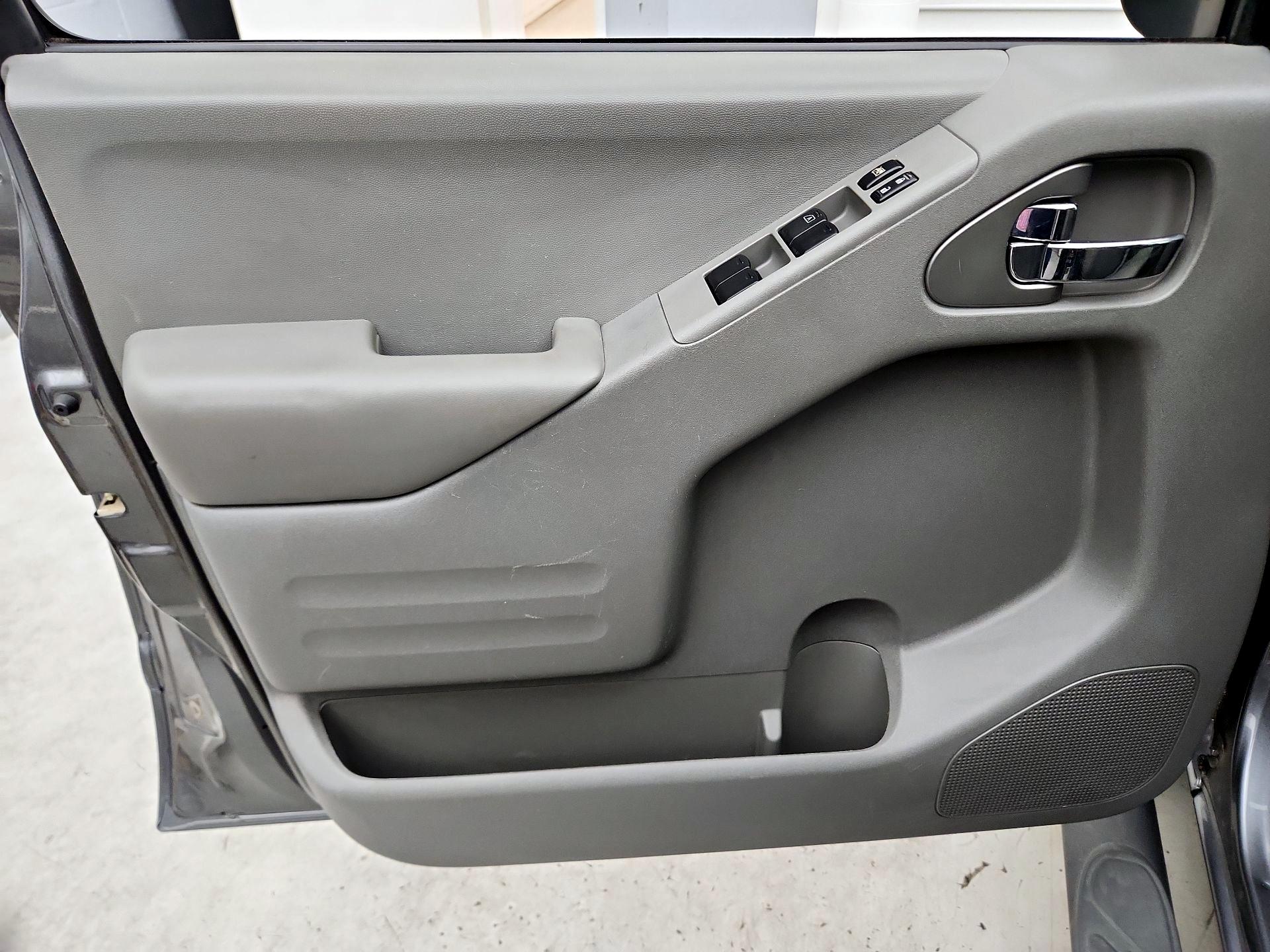Thumbnail: 2016 Nissan Frontier - 12