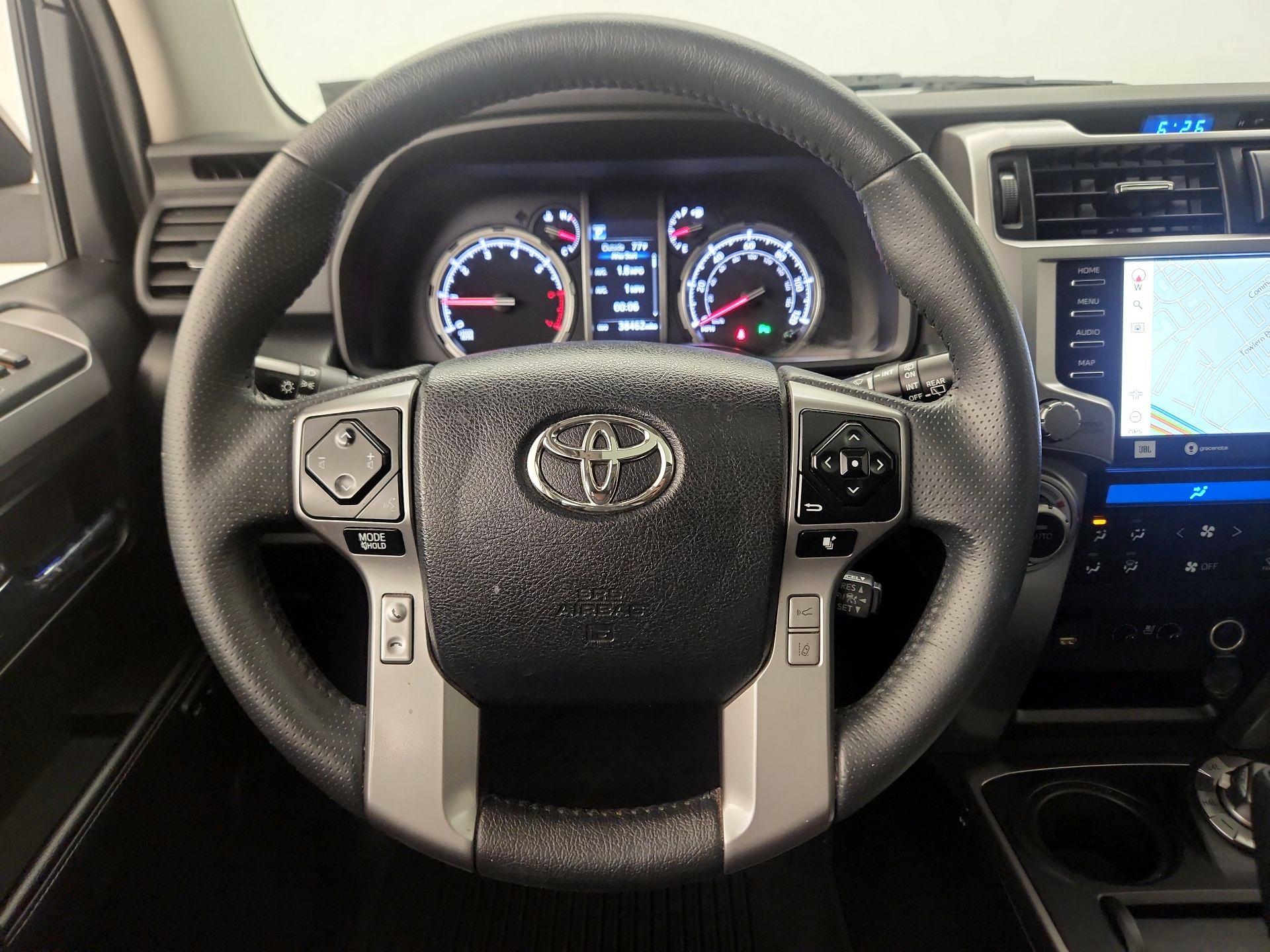 Thumbnail: 2022 Toyota 4Runner - 10