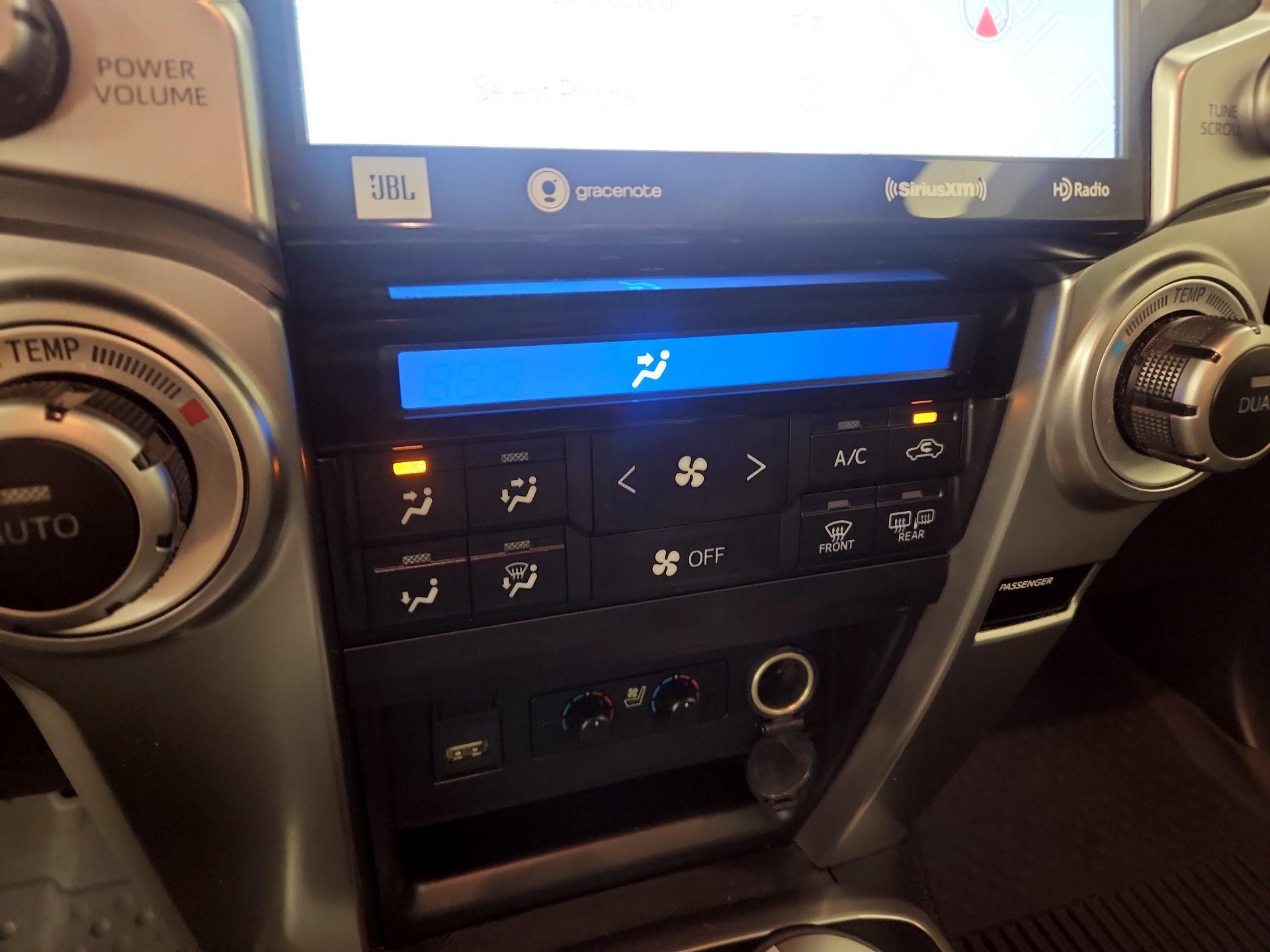 Thumbnail: 2022 Toyota 4Runner - 17