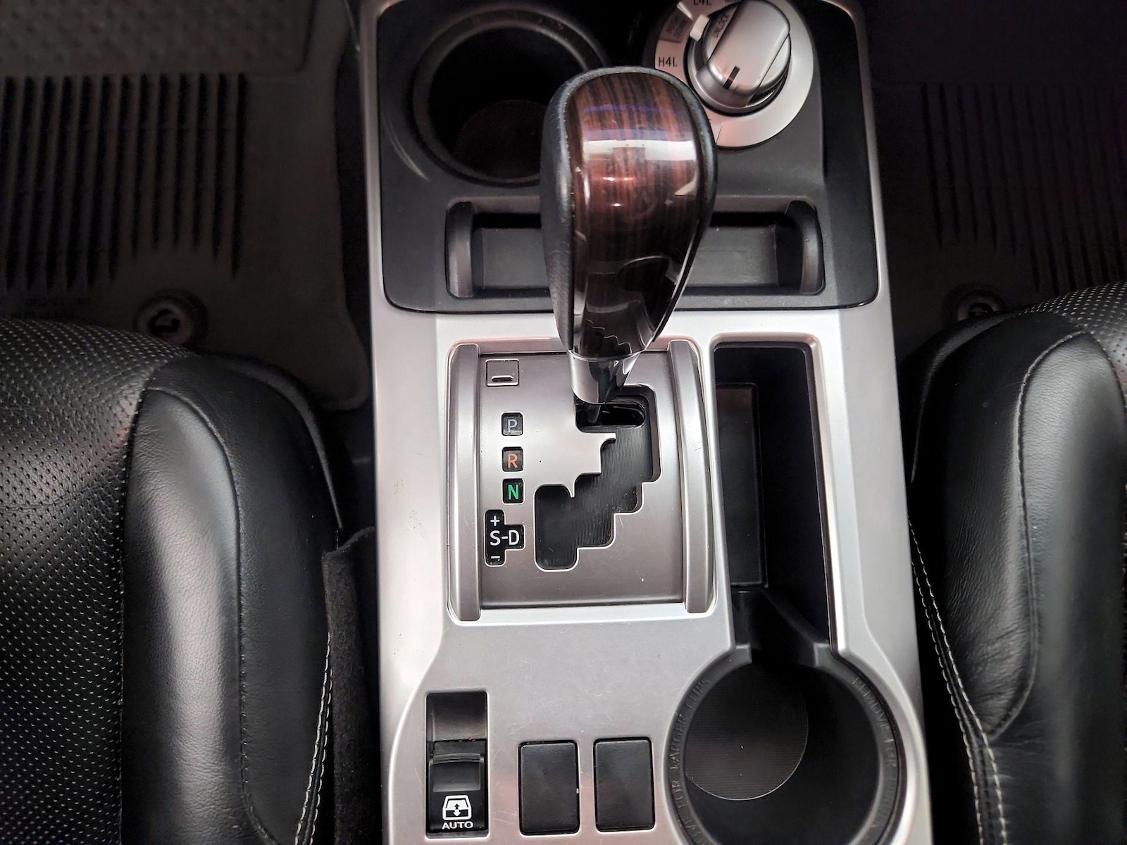 2022 Toyota 4Runner Limited - Photo 19