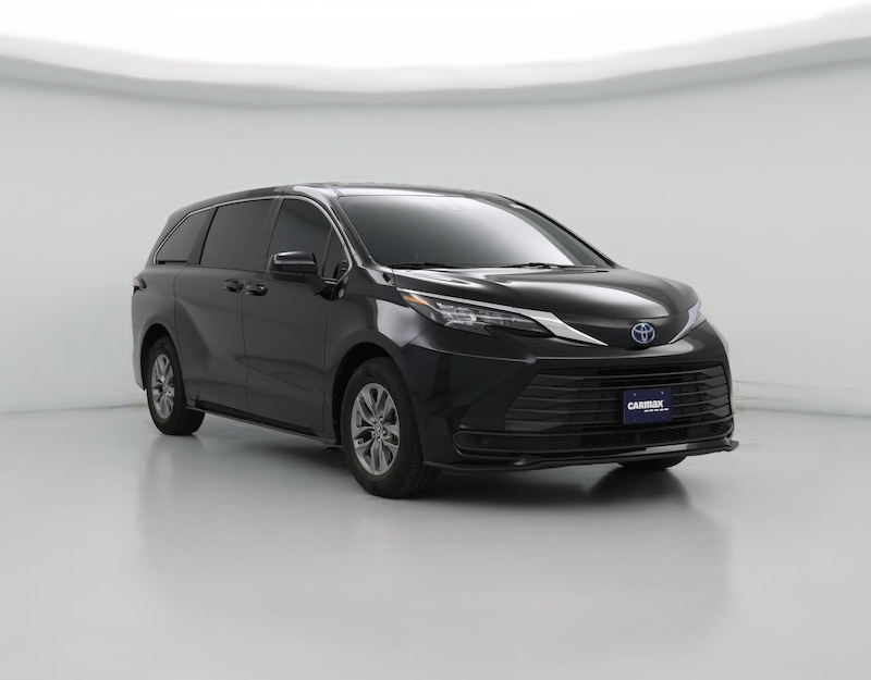 2024 Toyota Sienna Hybrid LE