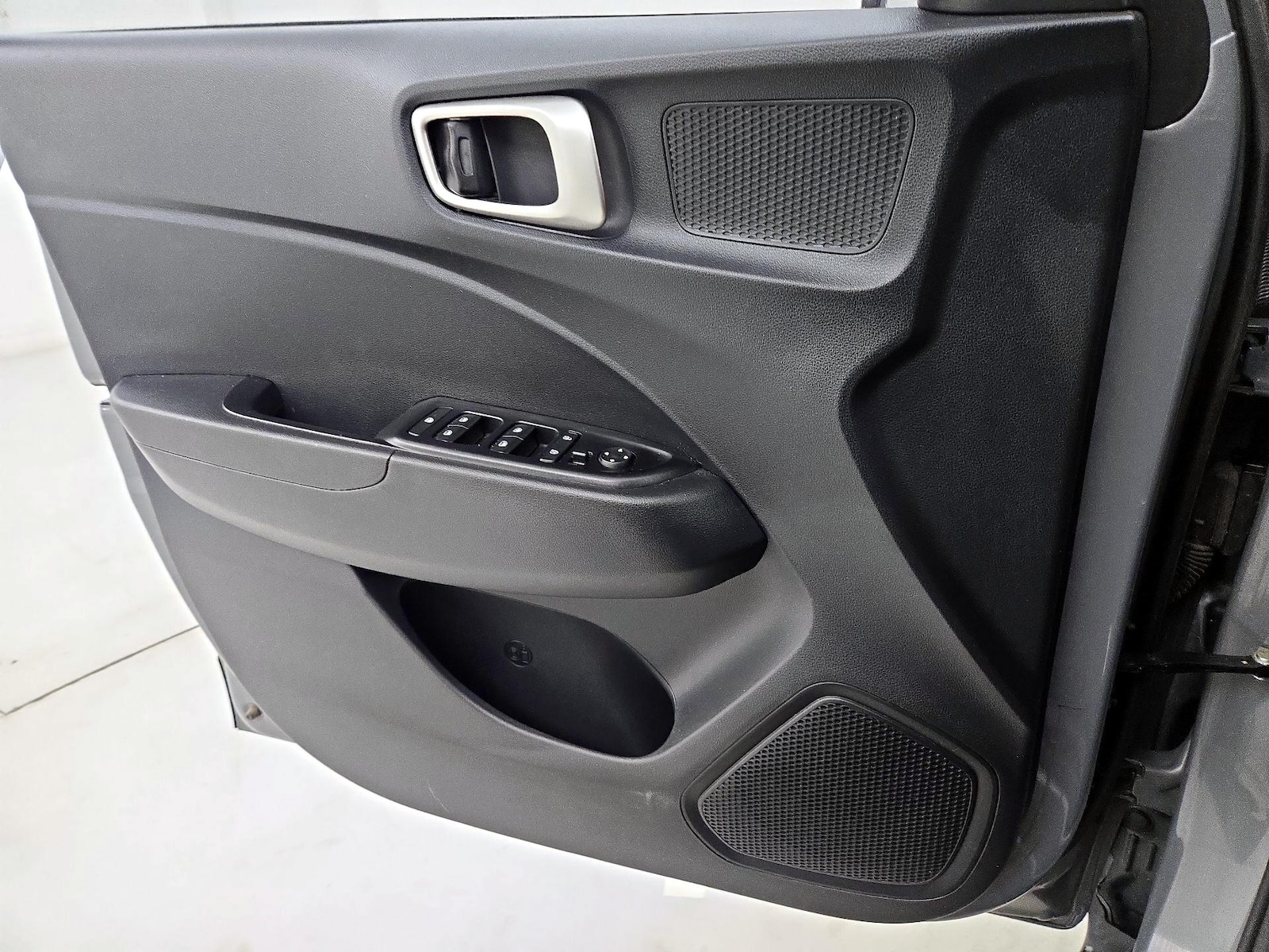 2022 Hyundai Venue SE - Photo 13