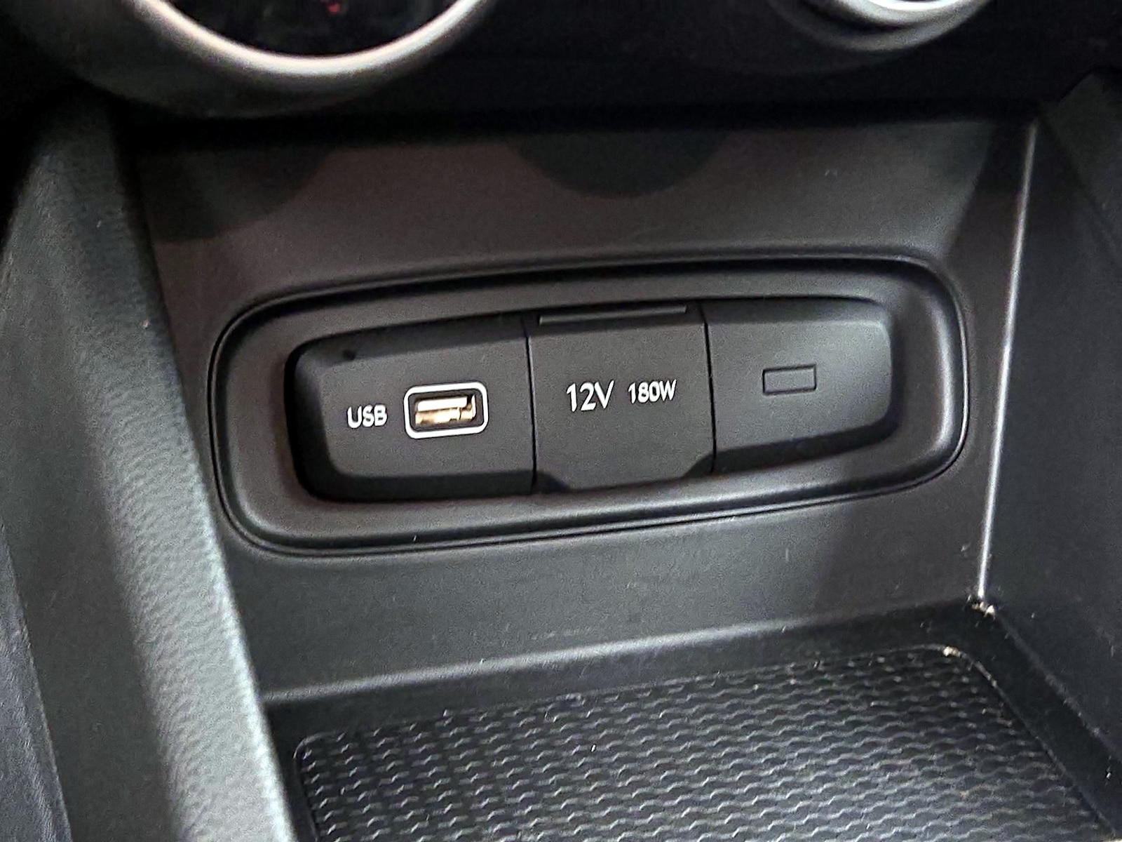 2022 Hyundai Venue SE - Photo 19