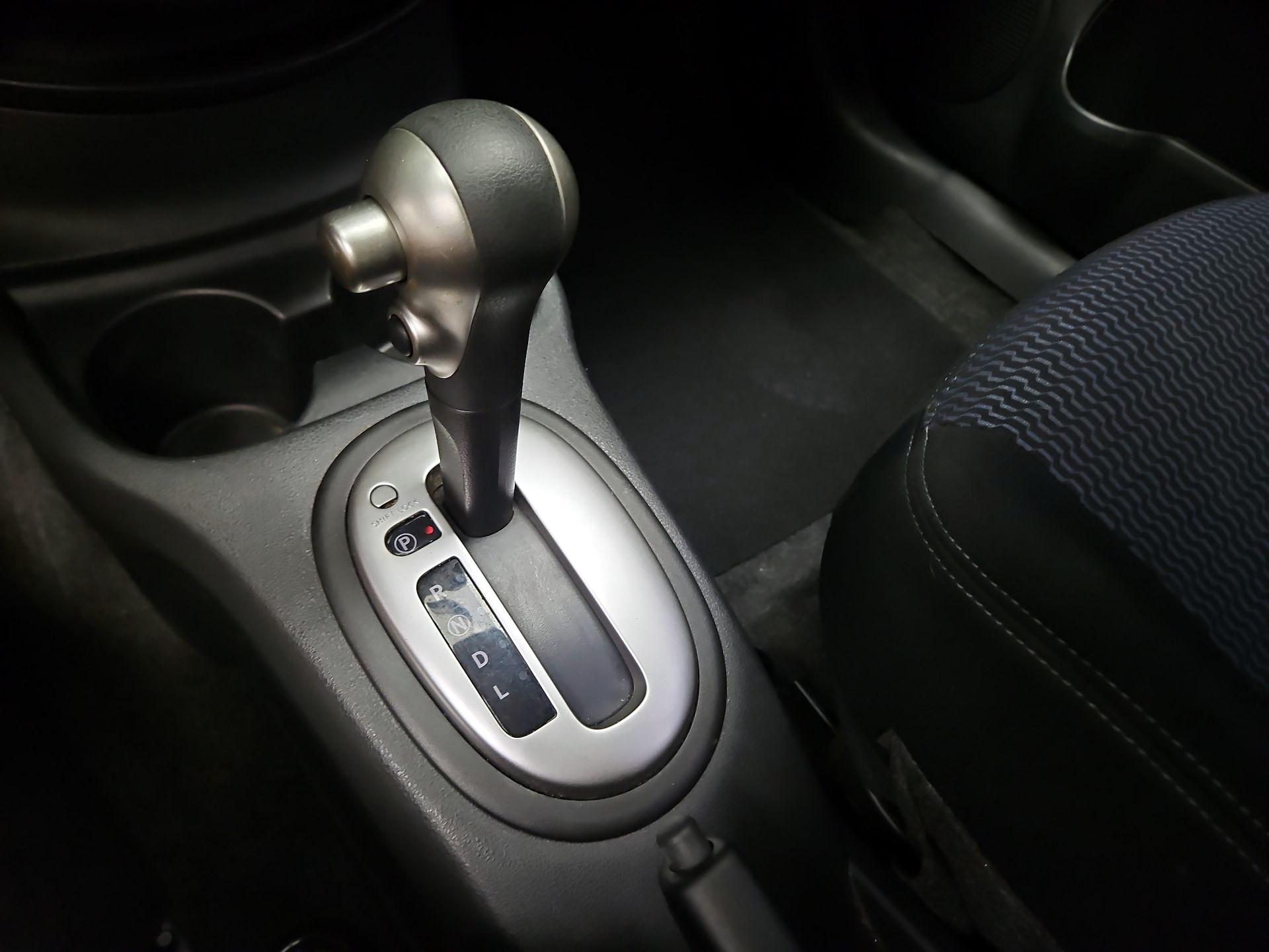 Thumbnail: 2016 Nissan Versa Note - 17