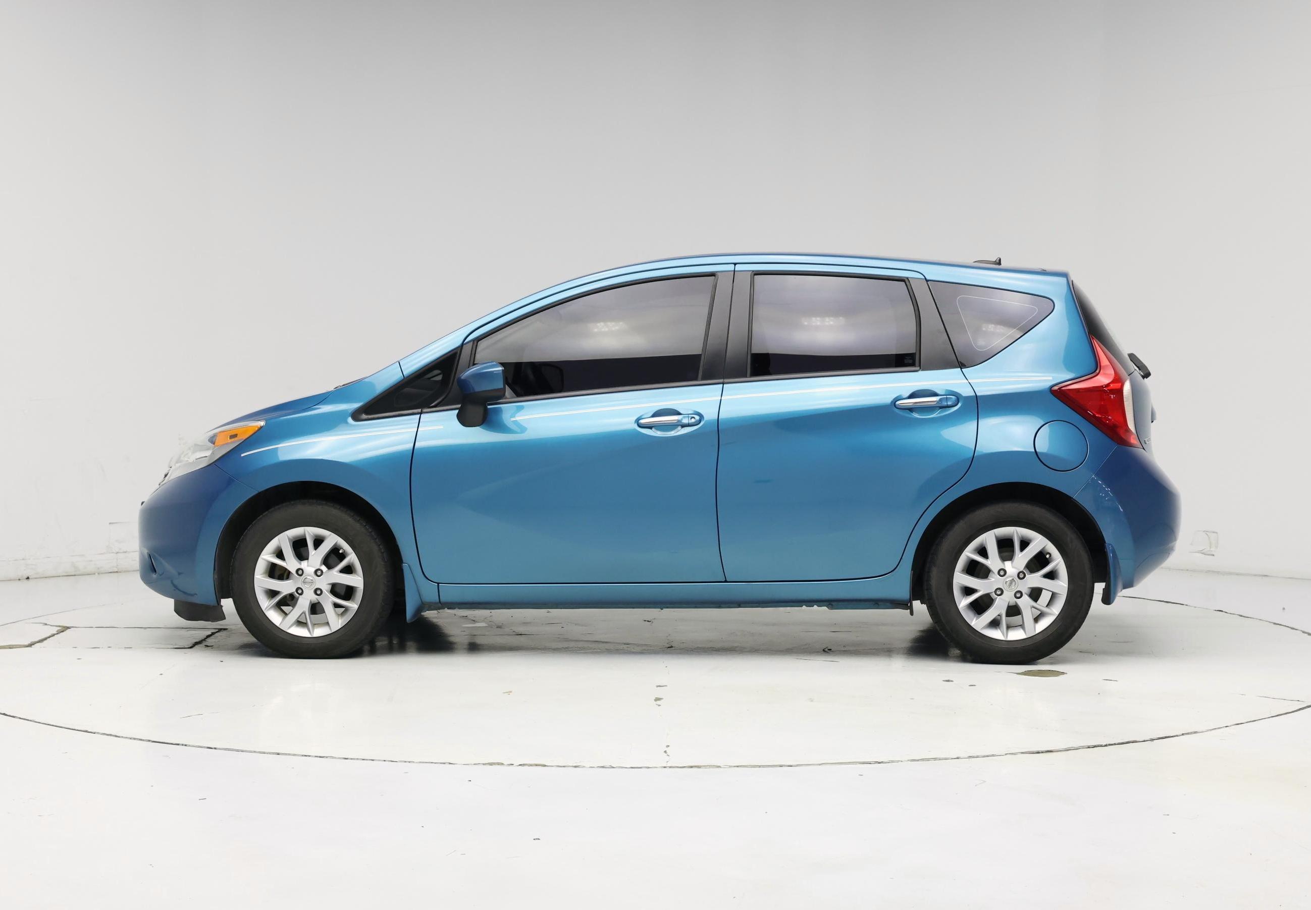 Thumbnail: 2016 Nissan Versa Note - 3
