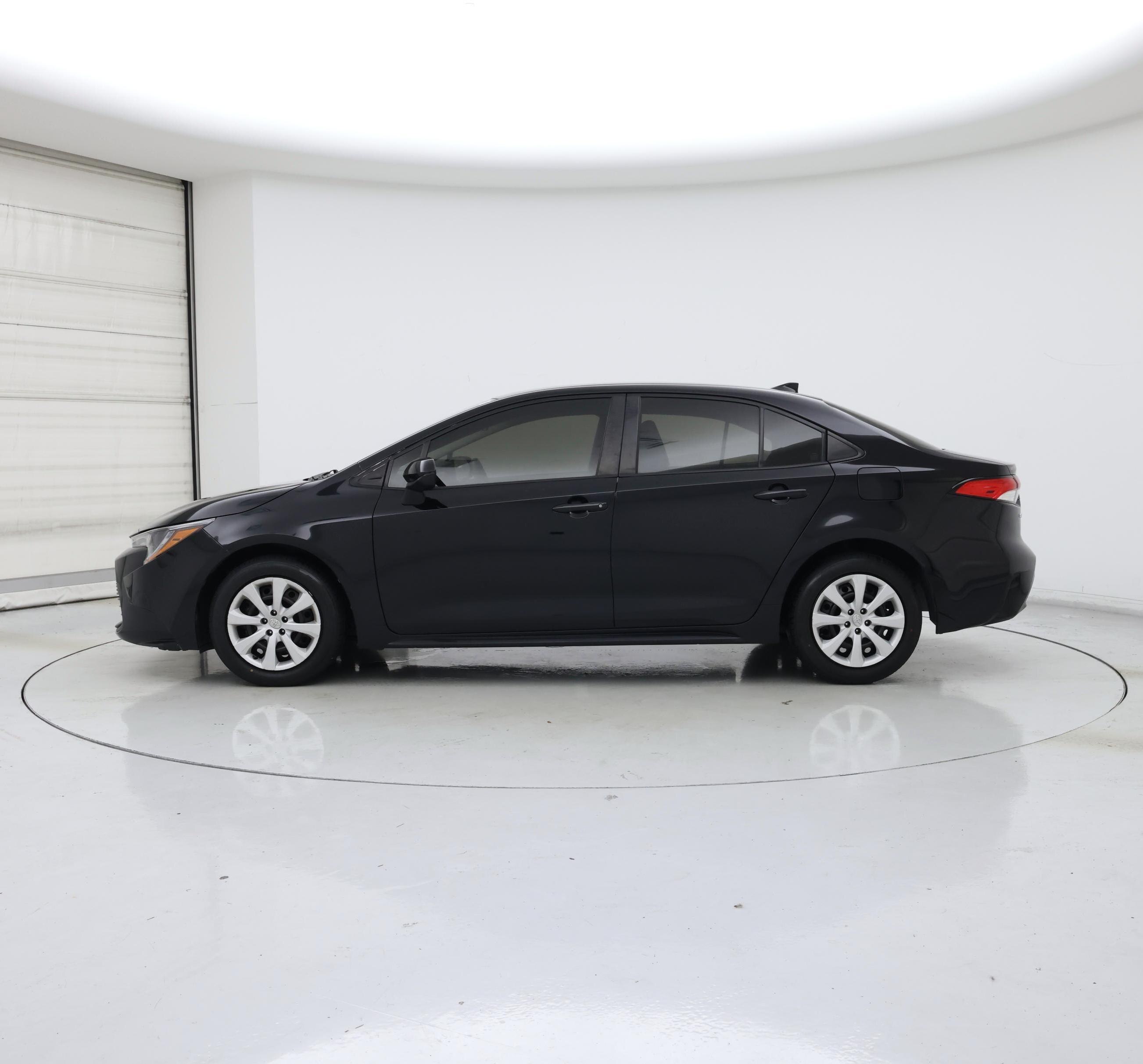 Thumbnail: 2023 Toyota Corolla - 3
