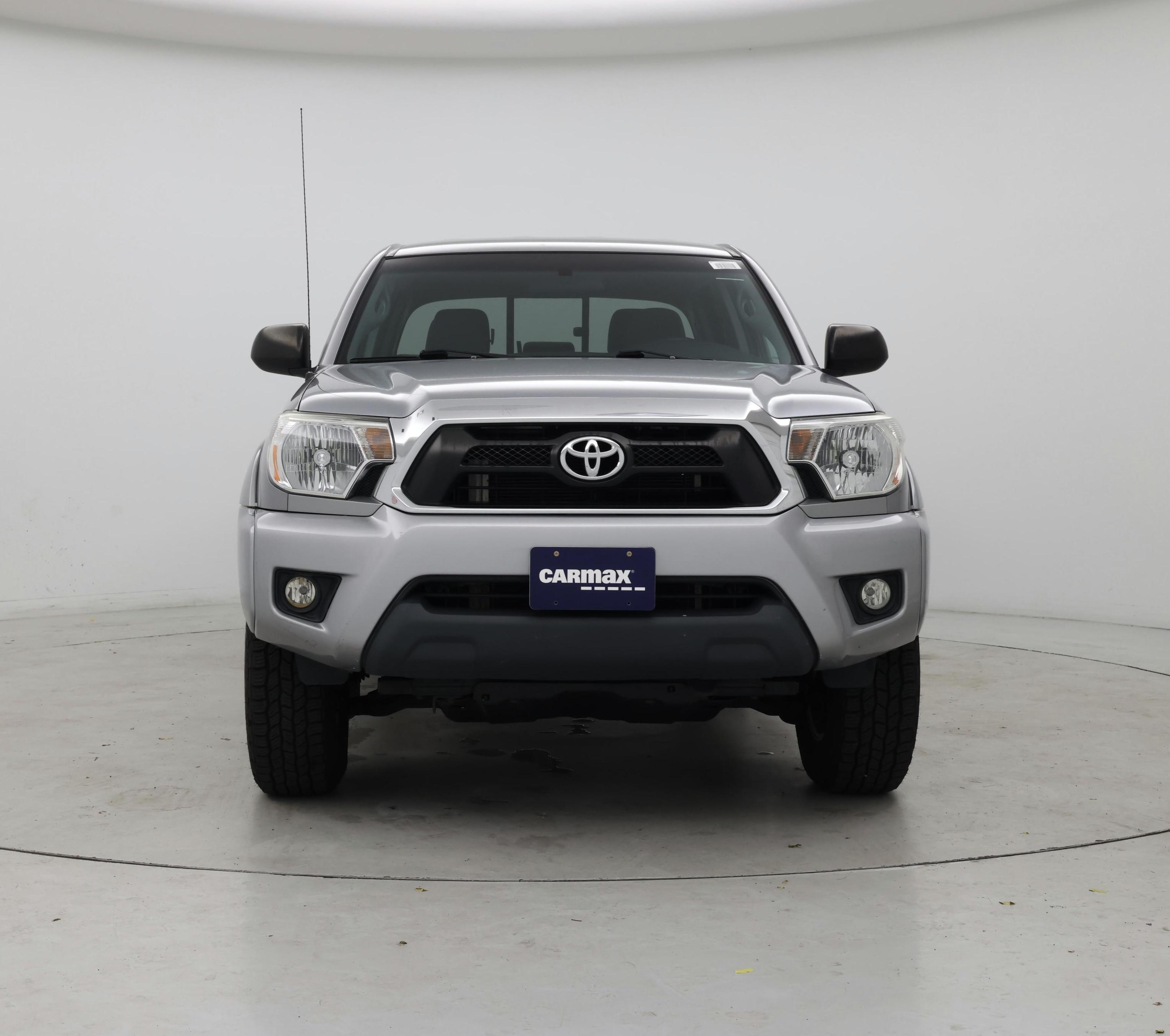 Thumbnail: 2015 Toyota Tacoma - 5
