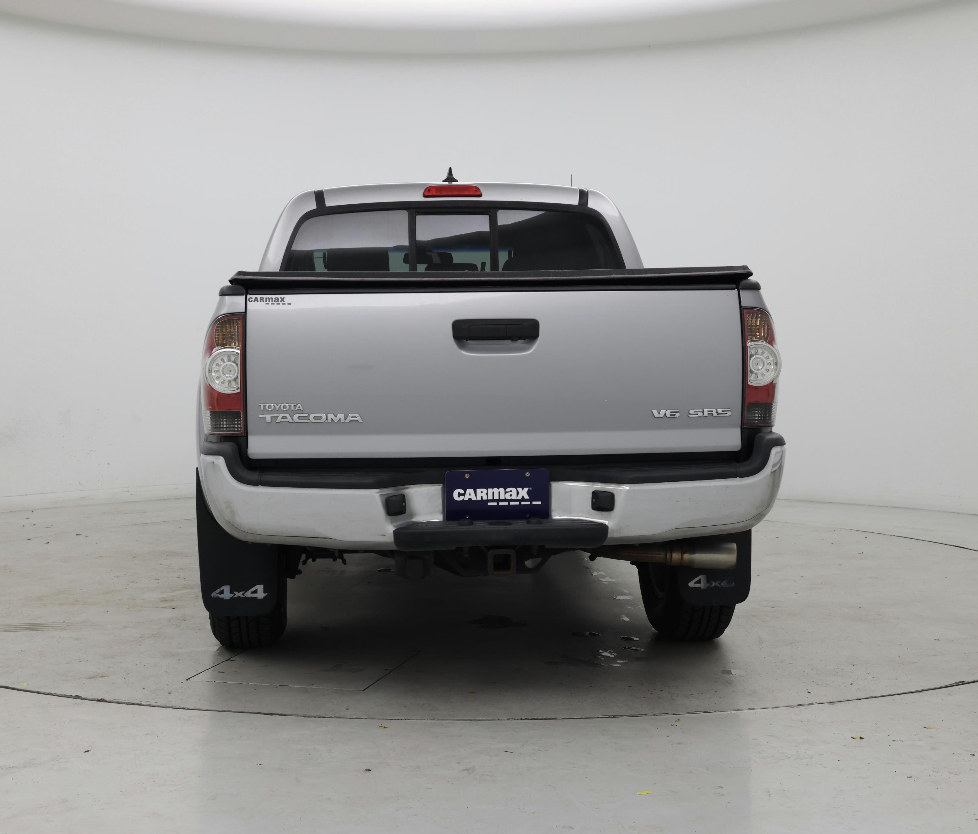 Thumbnail: 2015 Toyota Tacoma - 6