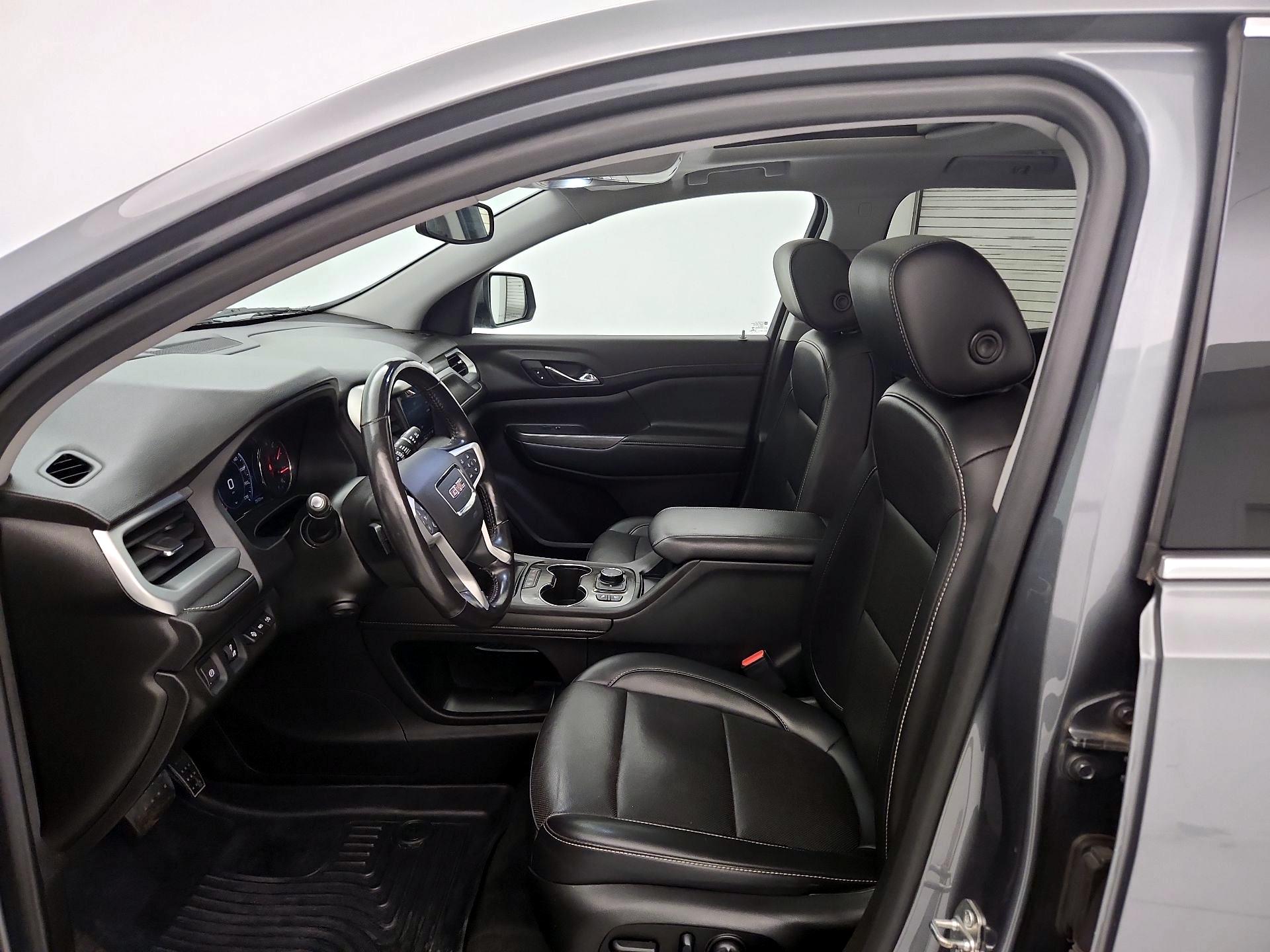 Thumbnail: 2021 GMC Acadia - 11