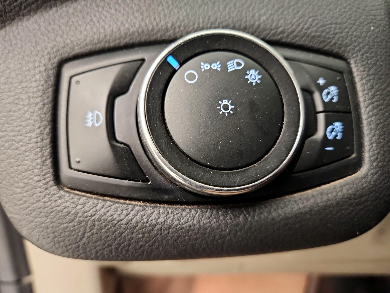 2014 Ford Escape SE - Photo 14