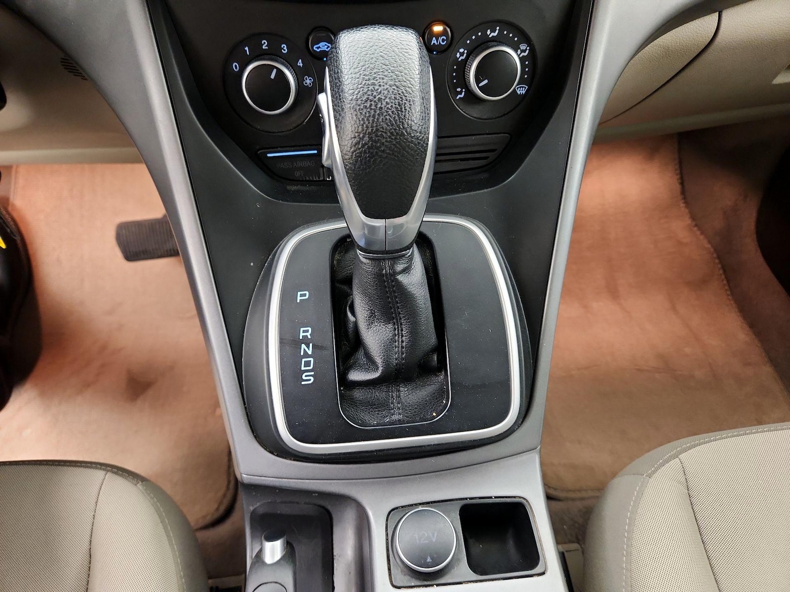 2014 Ford Escape SE - Photo 18