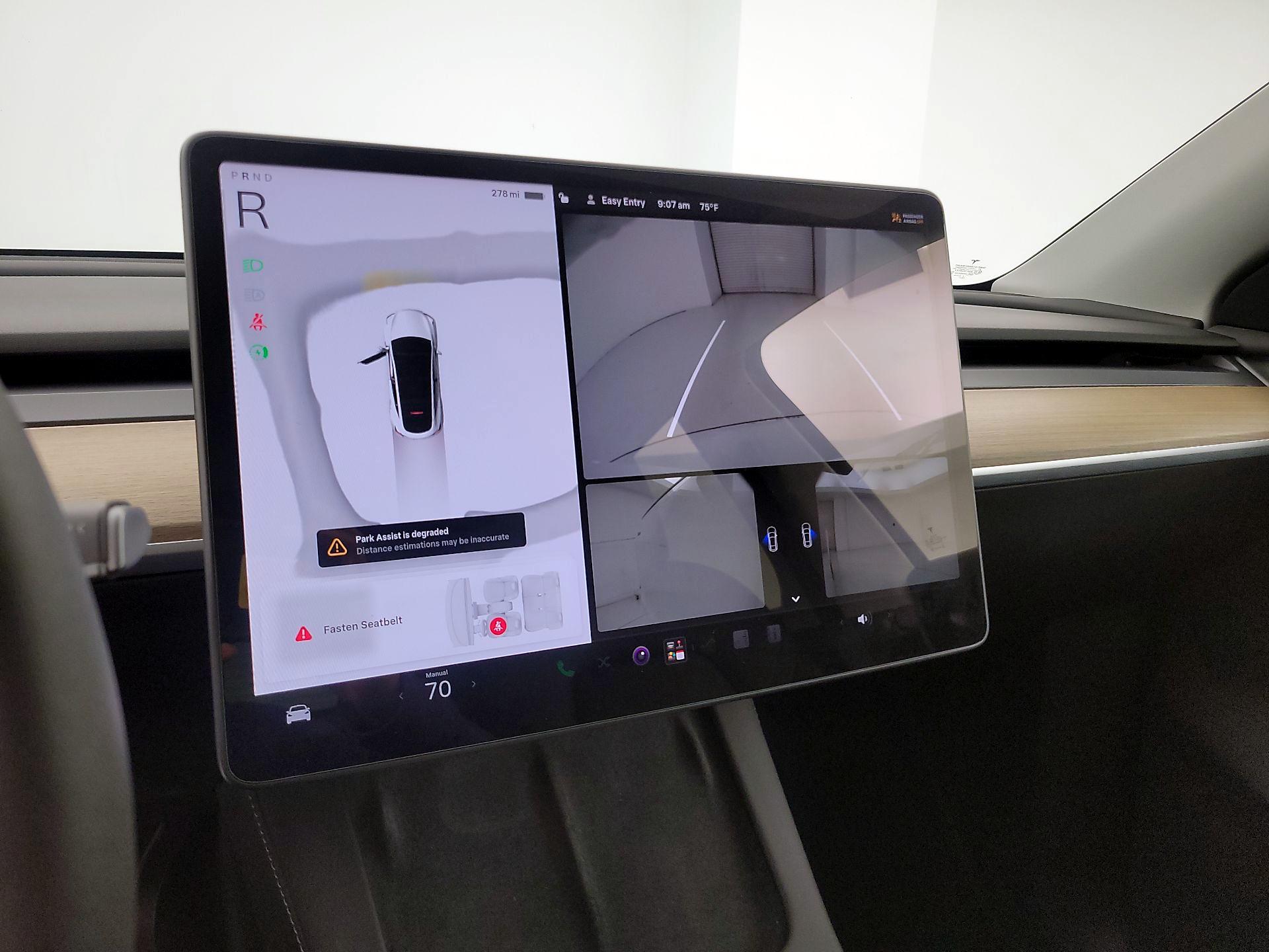 Thumbnail: 2022 Tesla Model Y - 14
