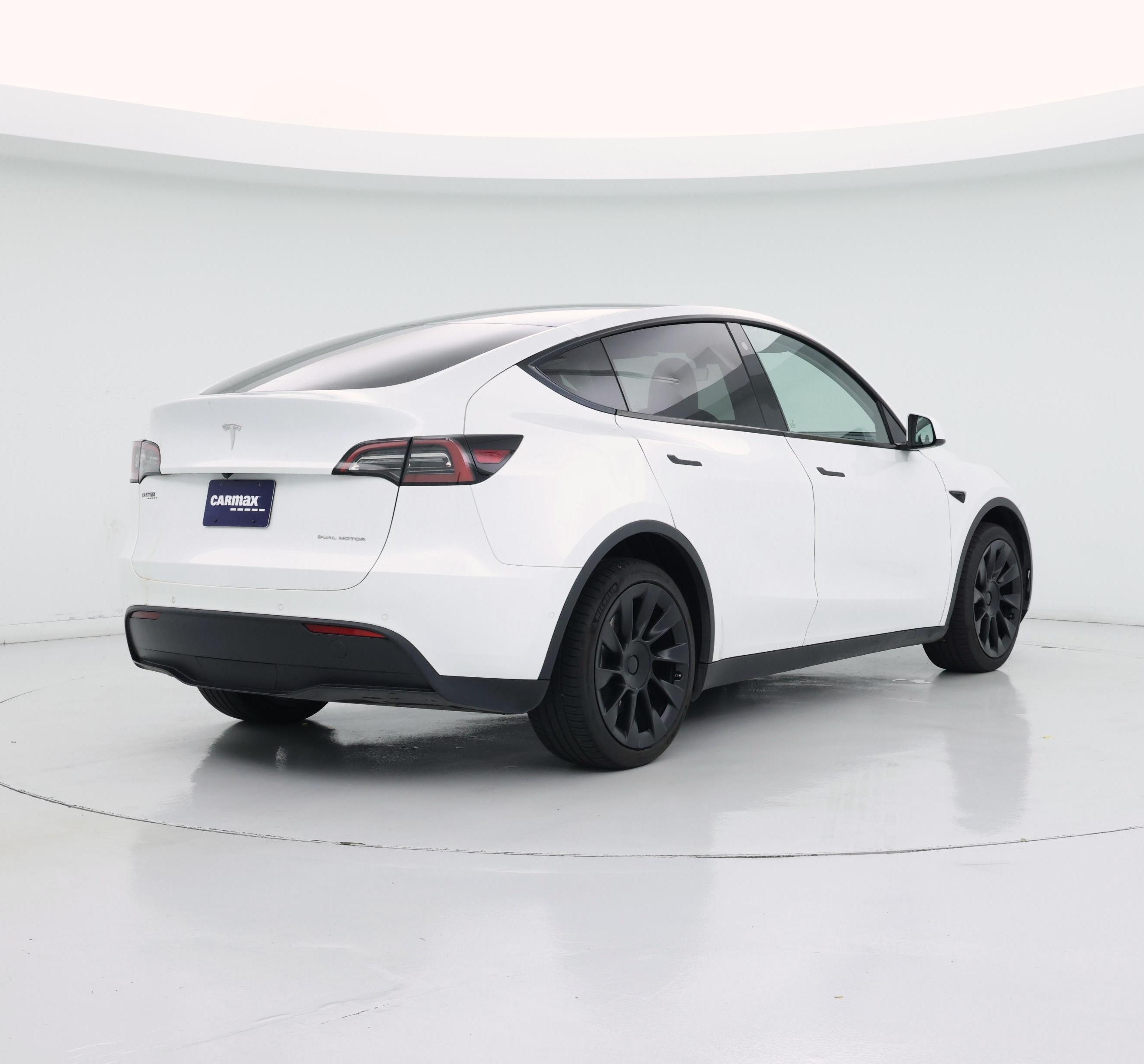 Thumbnail: 2022 Tesla Model Y - 8