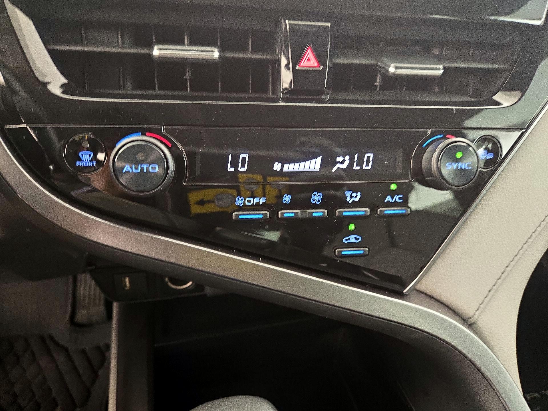 Thumbnail: 2023 Toyota Camry - 16