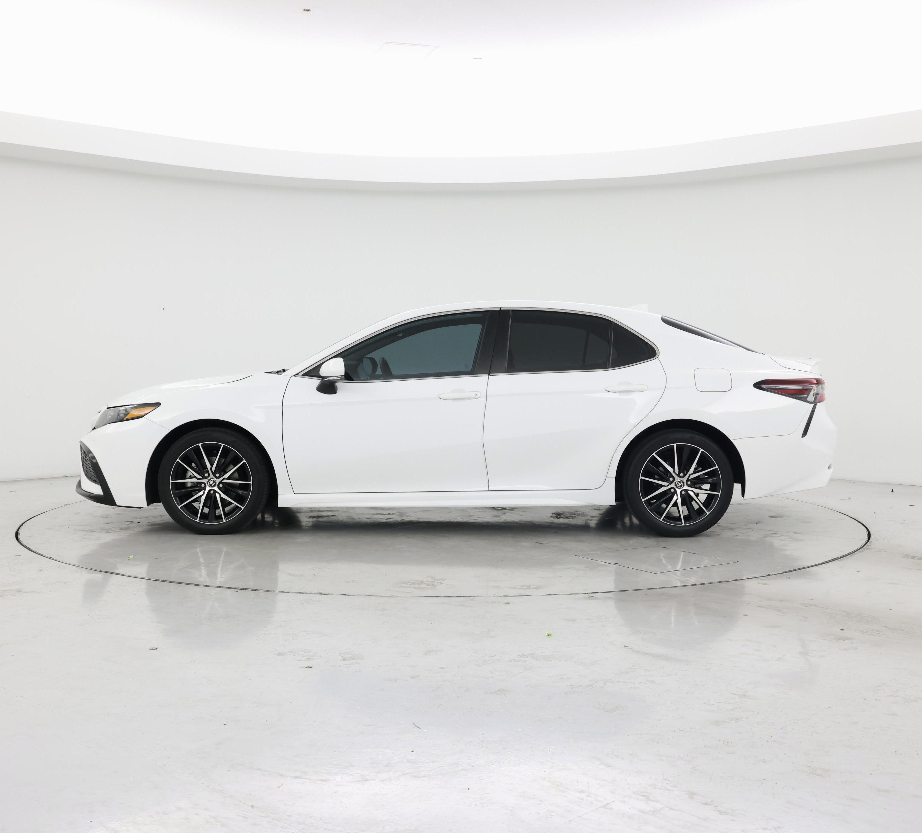 Thumbnail: 2023 Toyota Camry - 3