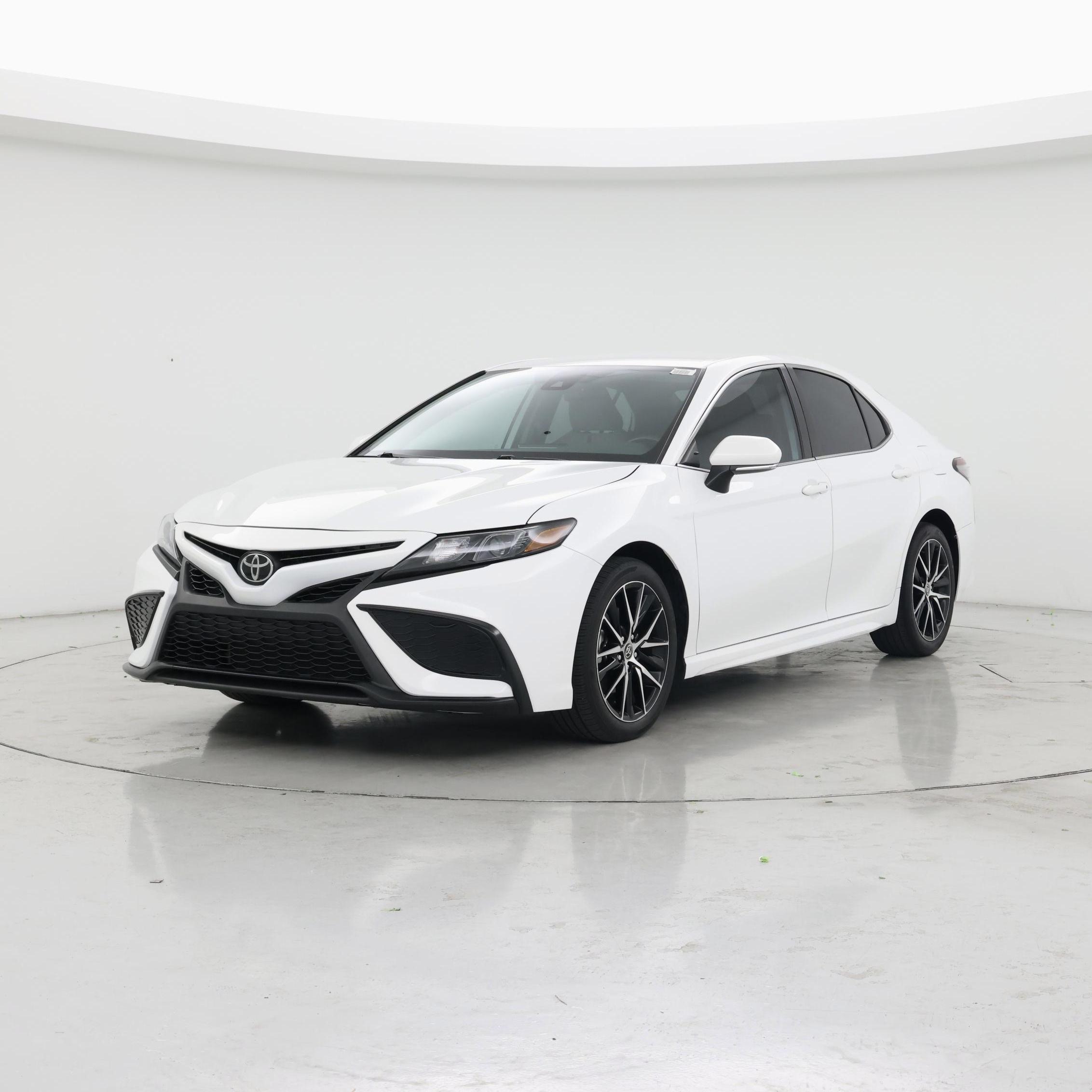 Thumbnail: 2023 Toyota Camry - 4