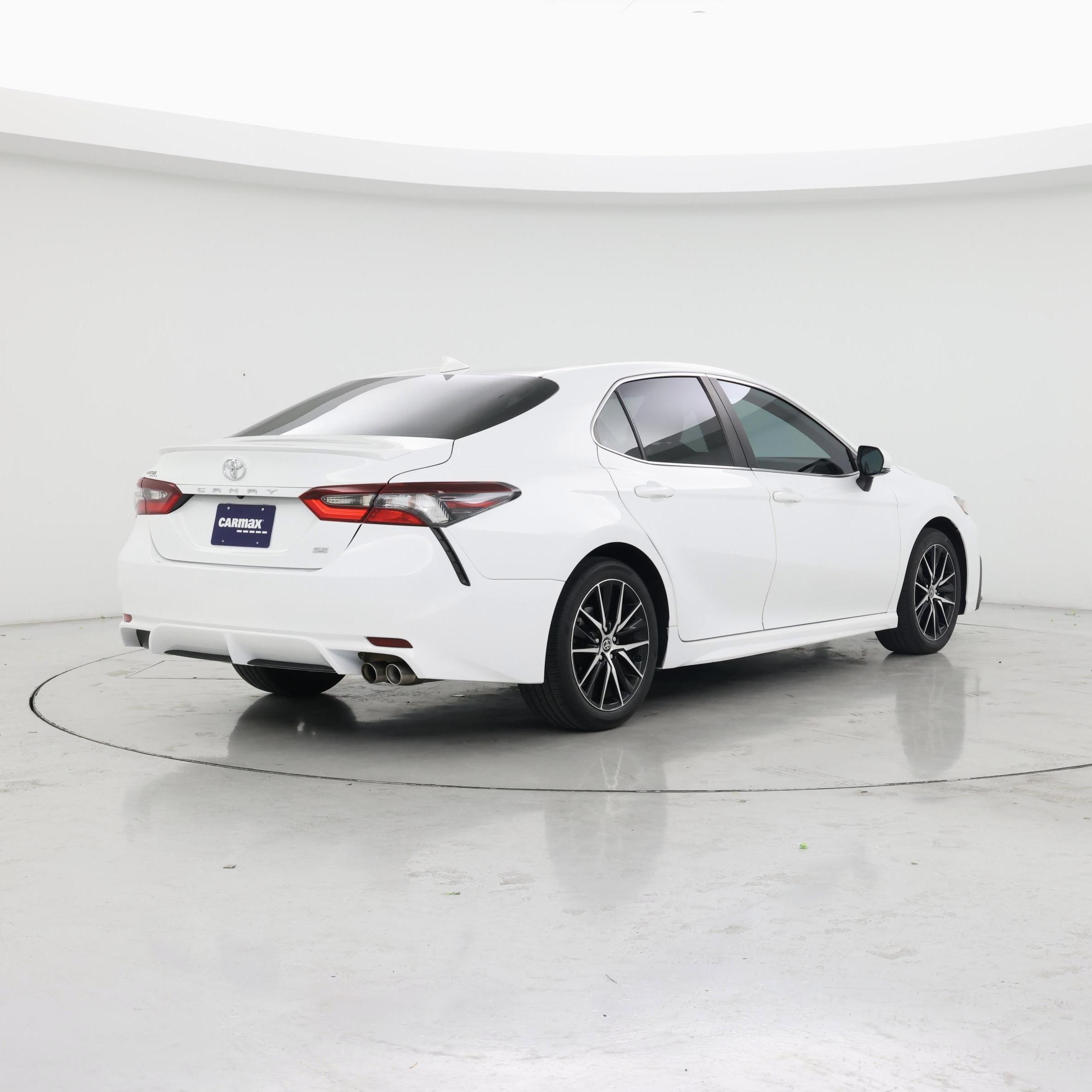 Thumbnail: 2023 Toyota Camry - 8