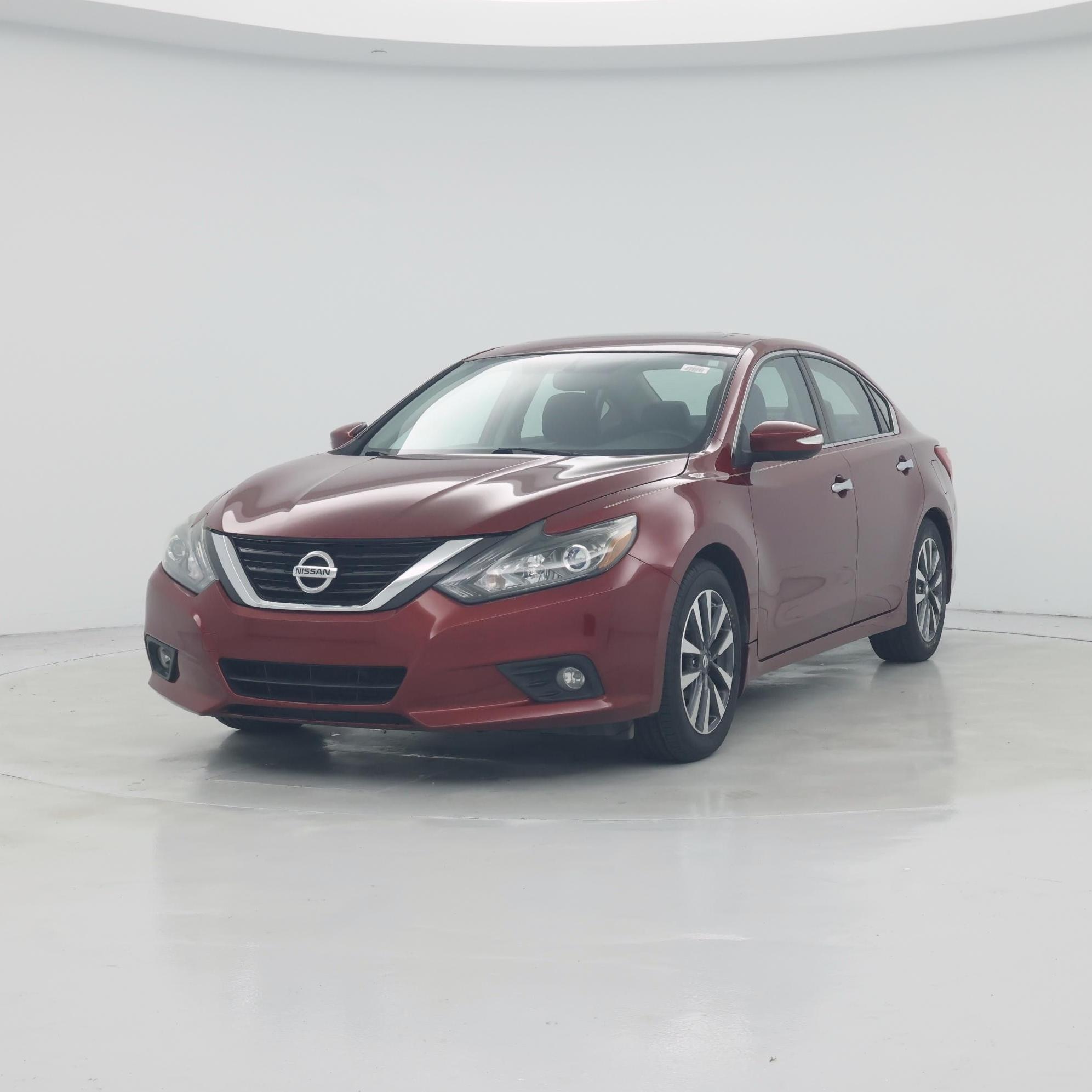 Thumbnail: 2017 Nissan Altima - 4