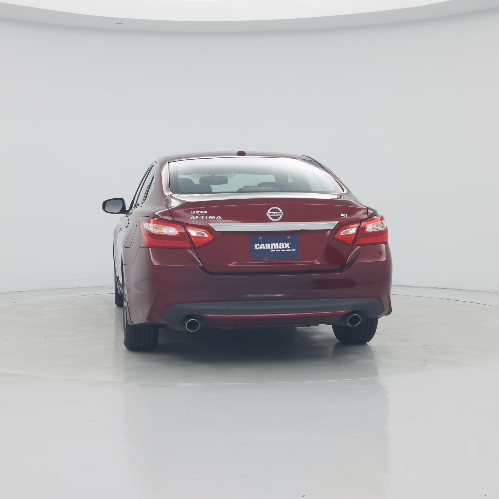 Thumbnail: 2017 Nissan Altima - 6