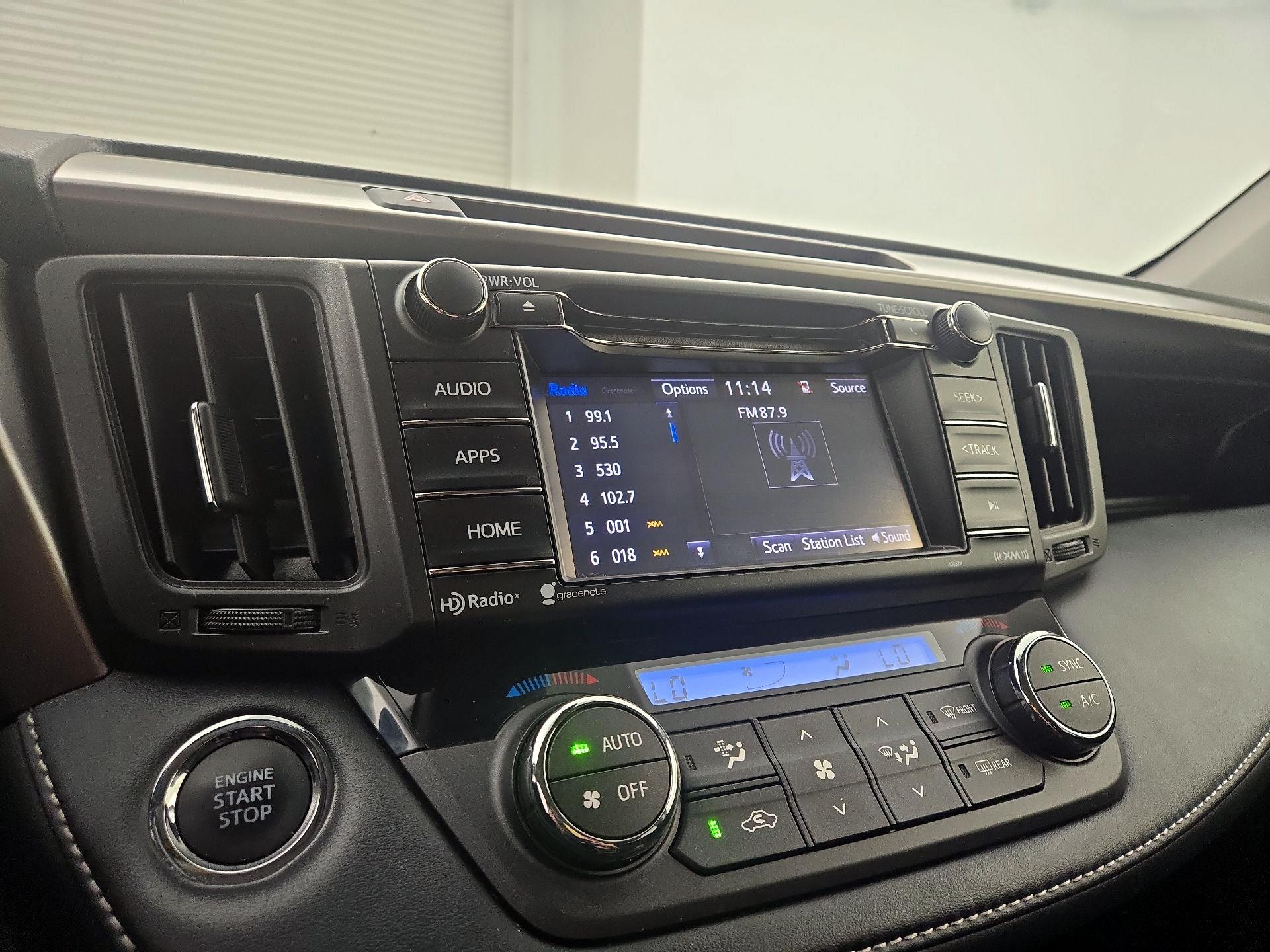 Thumbnail: 2018 Toyota RAV4 - 16