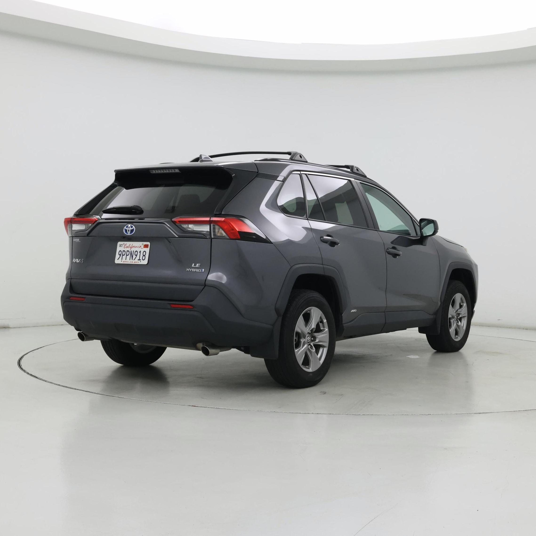 Thumbnail: 2024 Toyota RAV4 - 8