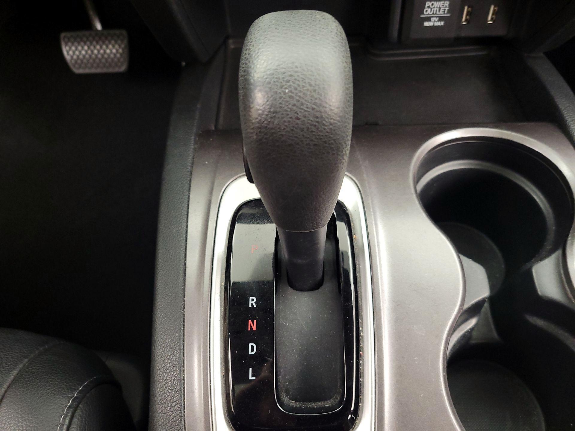 Thumbnail: 2016 Honda Pilot - 18