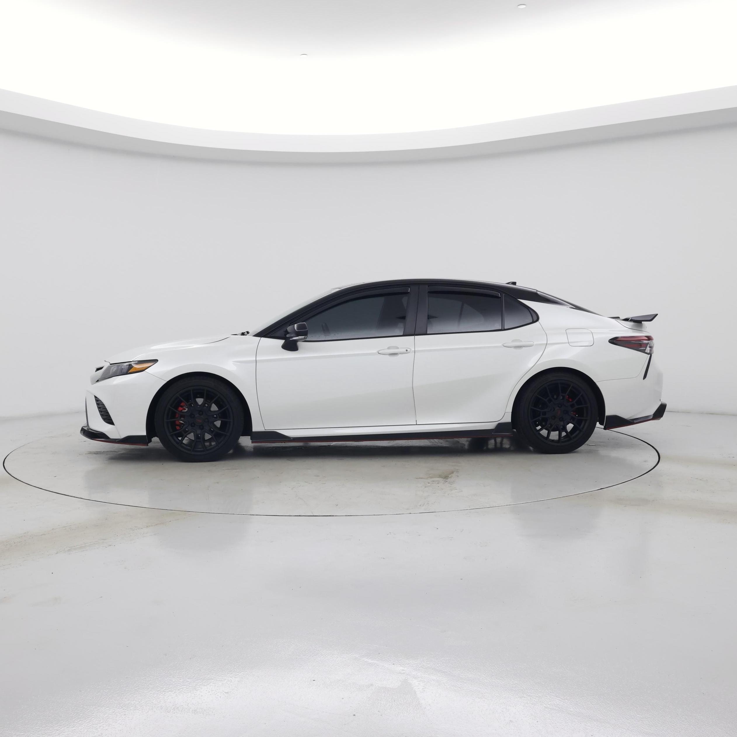 Thumbnail: 2024 Toyota Camry - 3